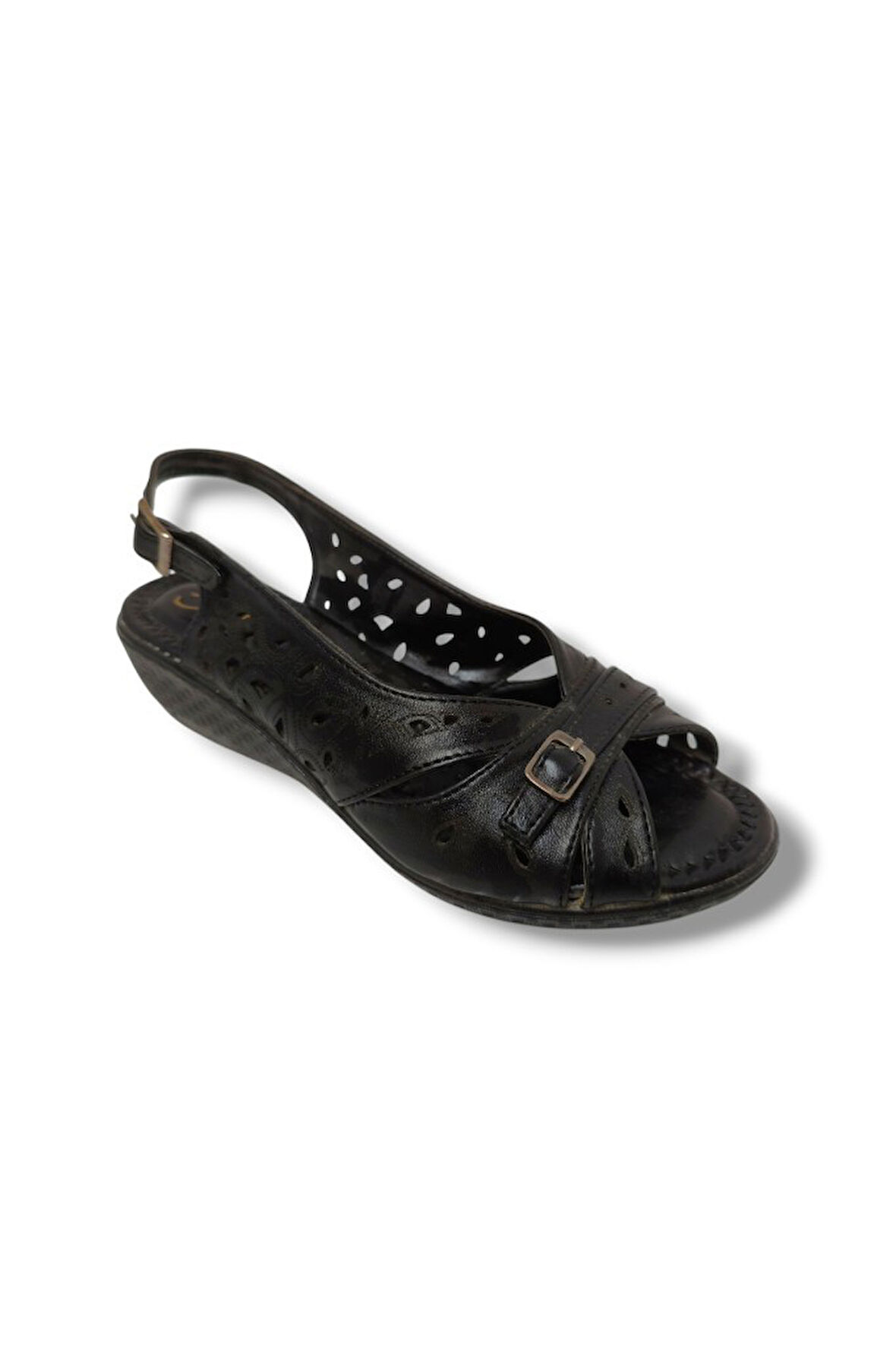 Hisaş 3122-20 Delikli Dolgu Topuk Kadın Sandalet