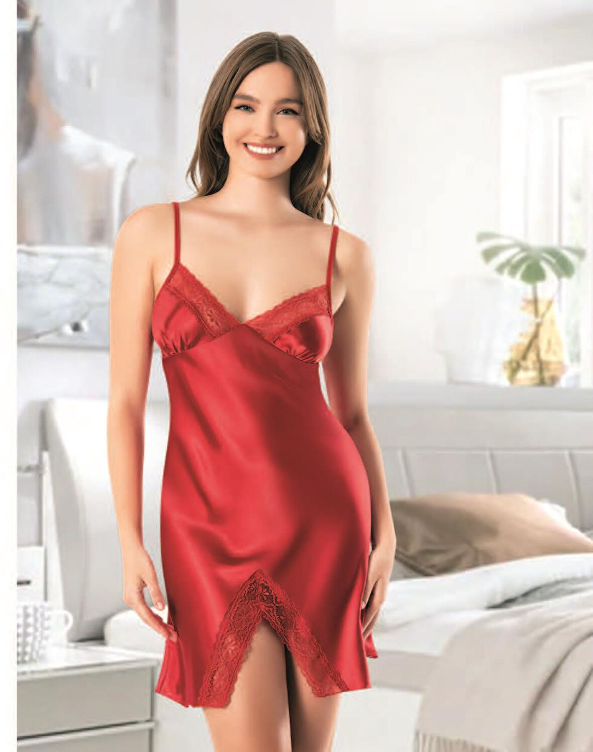 2133 Miss Laris Gecelik