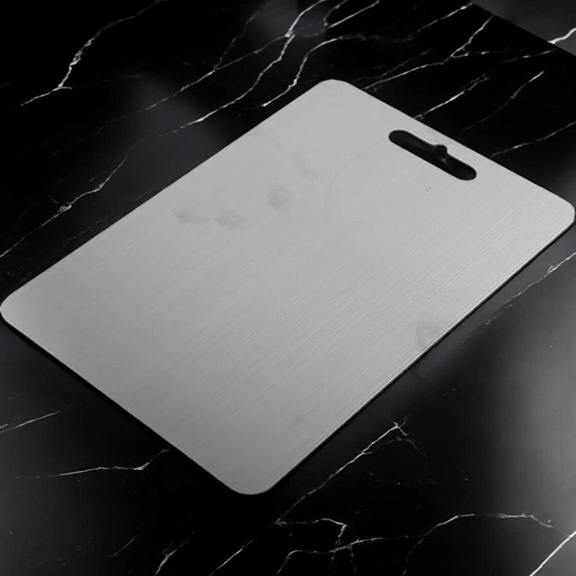 304 Paslanmaz Çelik Kesme Tahtası - Paslanmaz Çelik, Hijyenik Ve Dayanıklı (34x23 Cm)