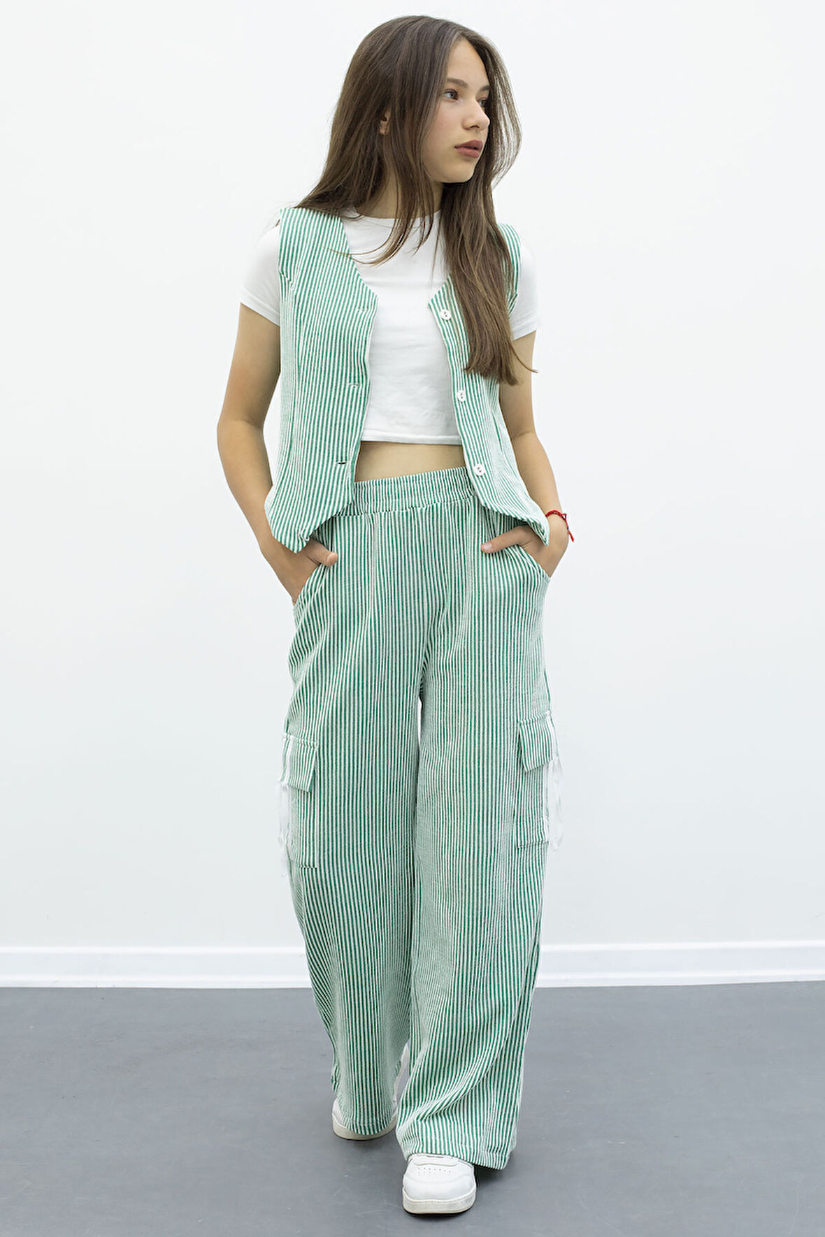 Yeşil Çizgili Düğmeli Yelekli Kargo Cepli Pantolonlu Kız Çocuk 2li Takım 21015