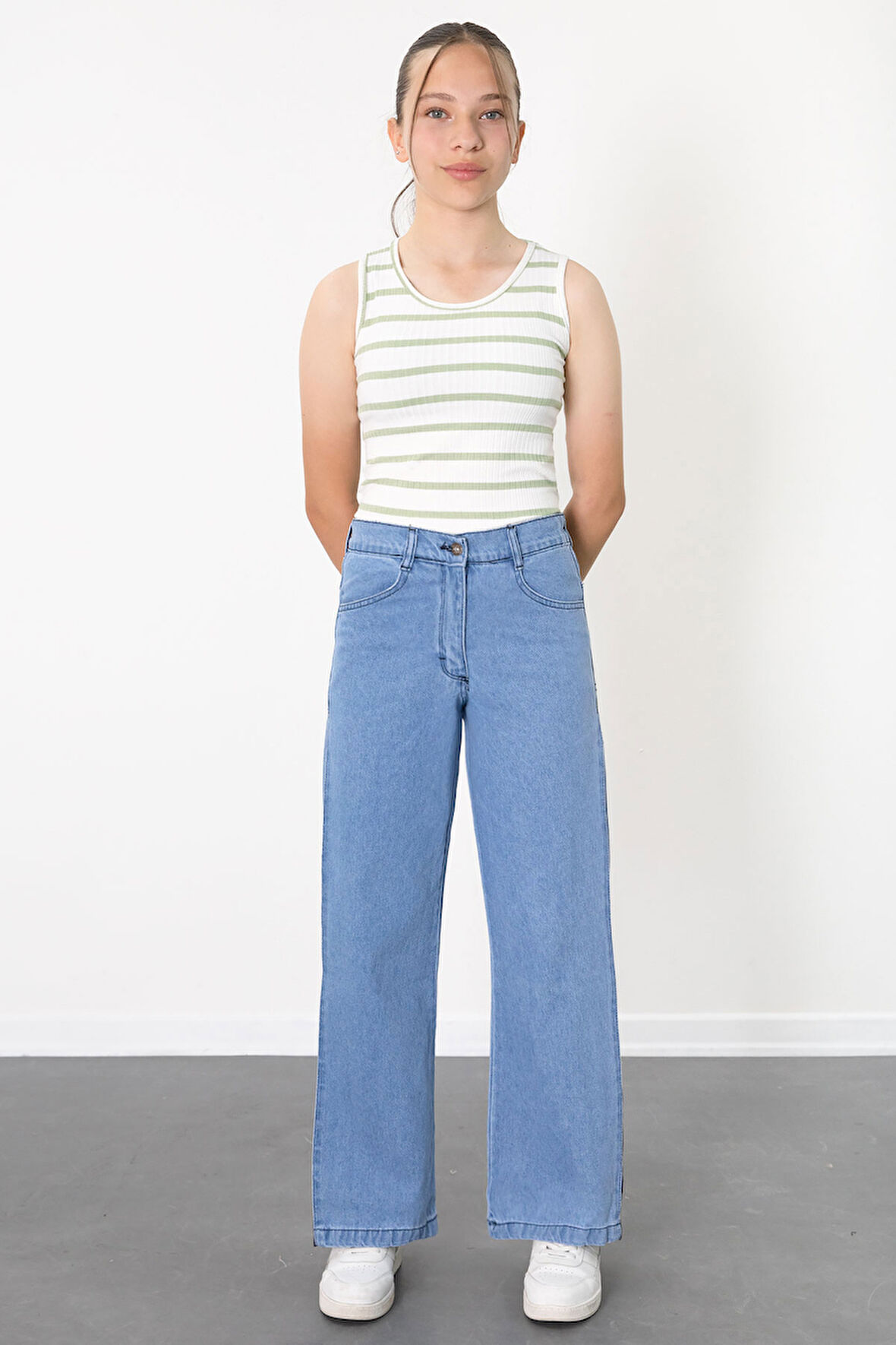 Mavi Geniş Paça Yanları Şeritli Kız Çocuk Jean Pantolon 21124