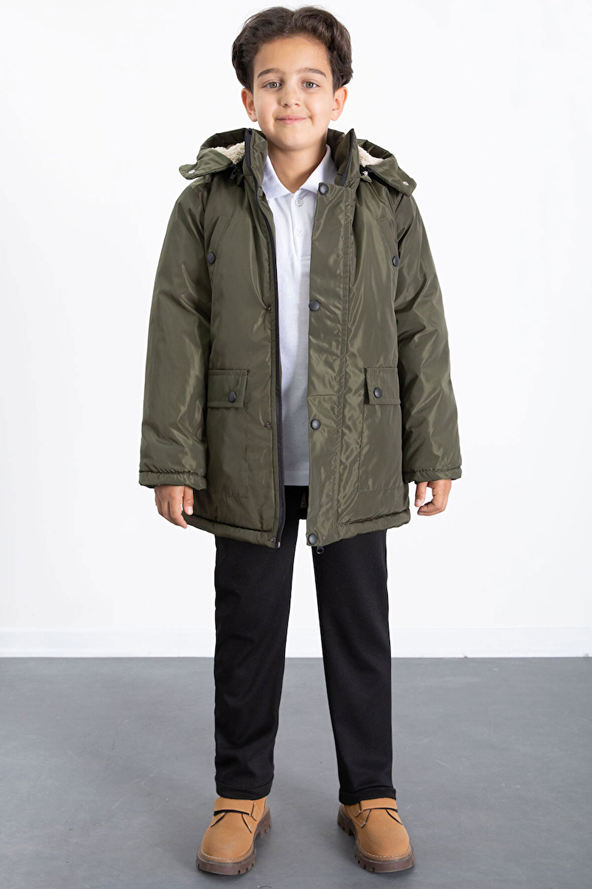 Haki İçi Kürklü Çıkarılabilir Kapüşonlu Basic Erkek Çocuk Şişme Mont 21438