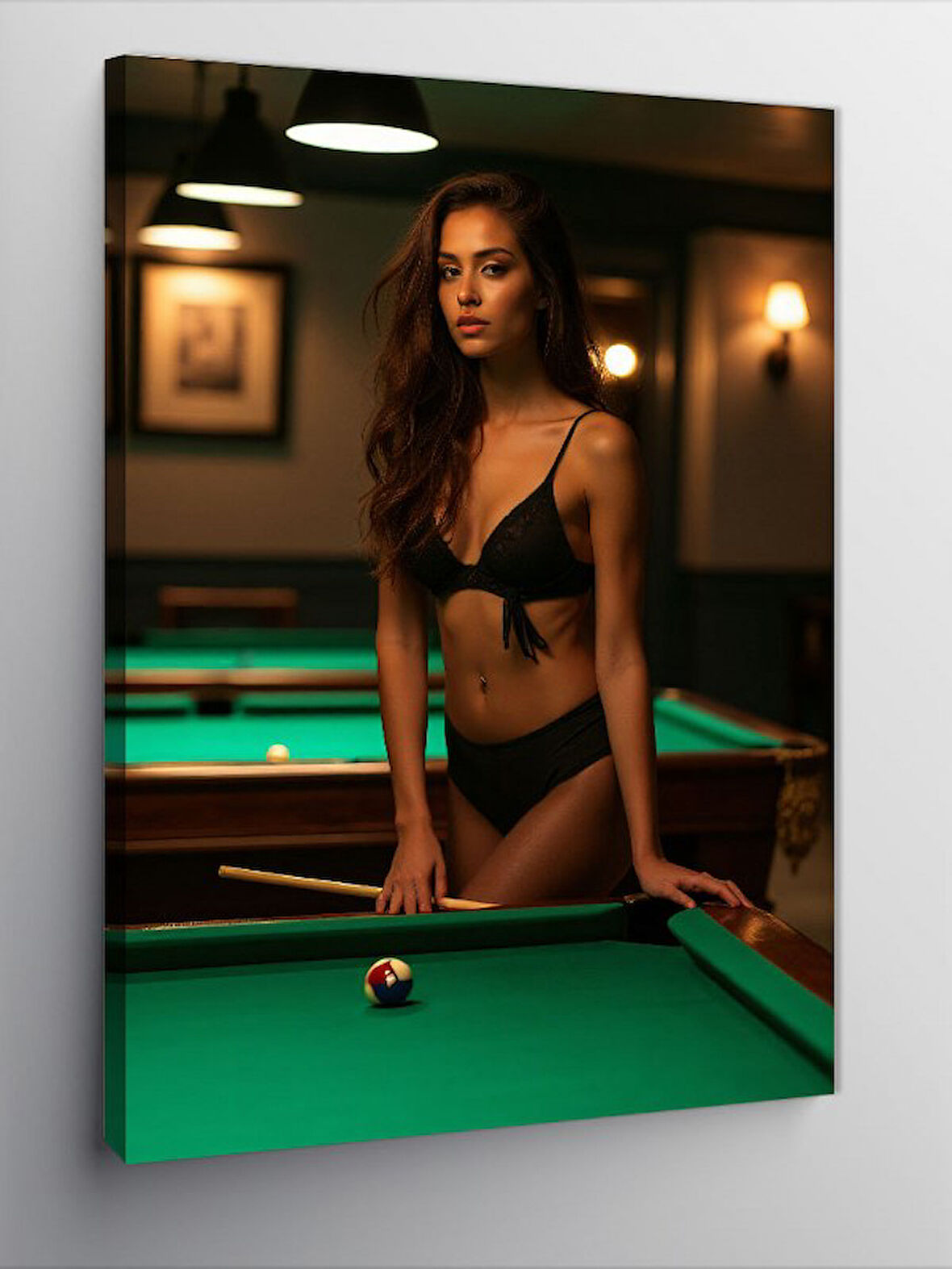 Kanvas Tablo Bilardo Oynayan Kadın