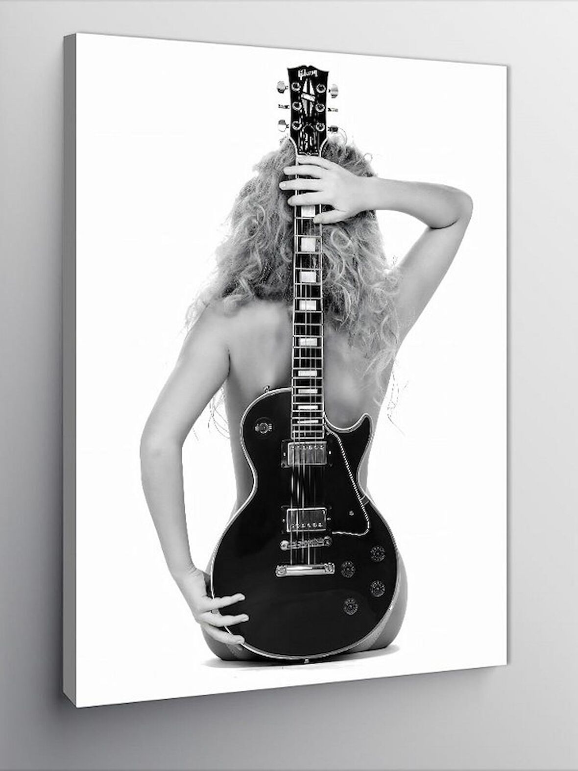 Kanvas Tablo Gitar Ve Kadın