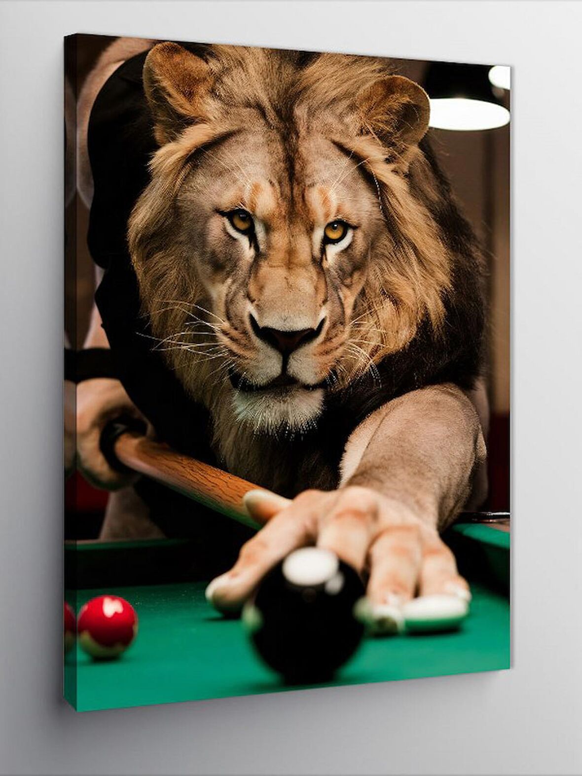 Kanvas Tablo Bilardo Oynayan Aslan