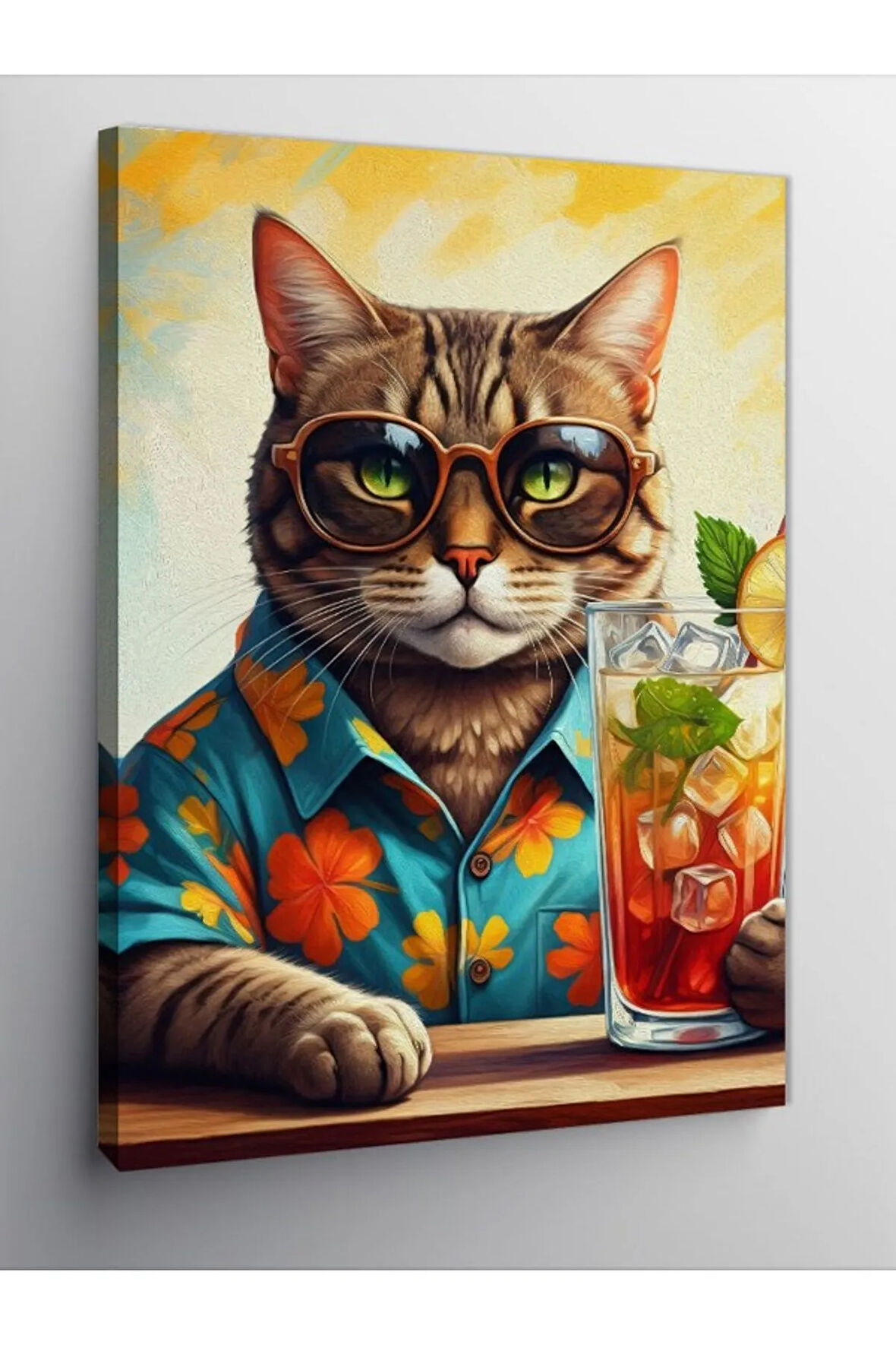 Kanvas Tablo Kokteyl İçen Kedi
