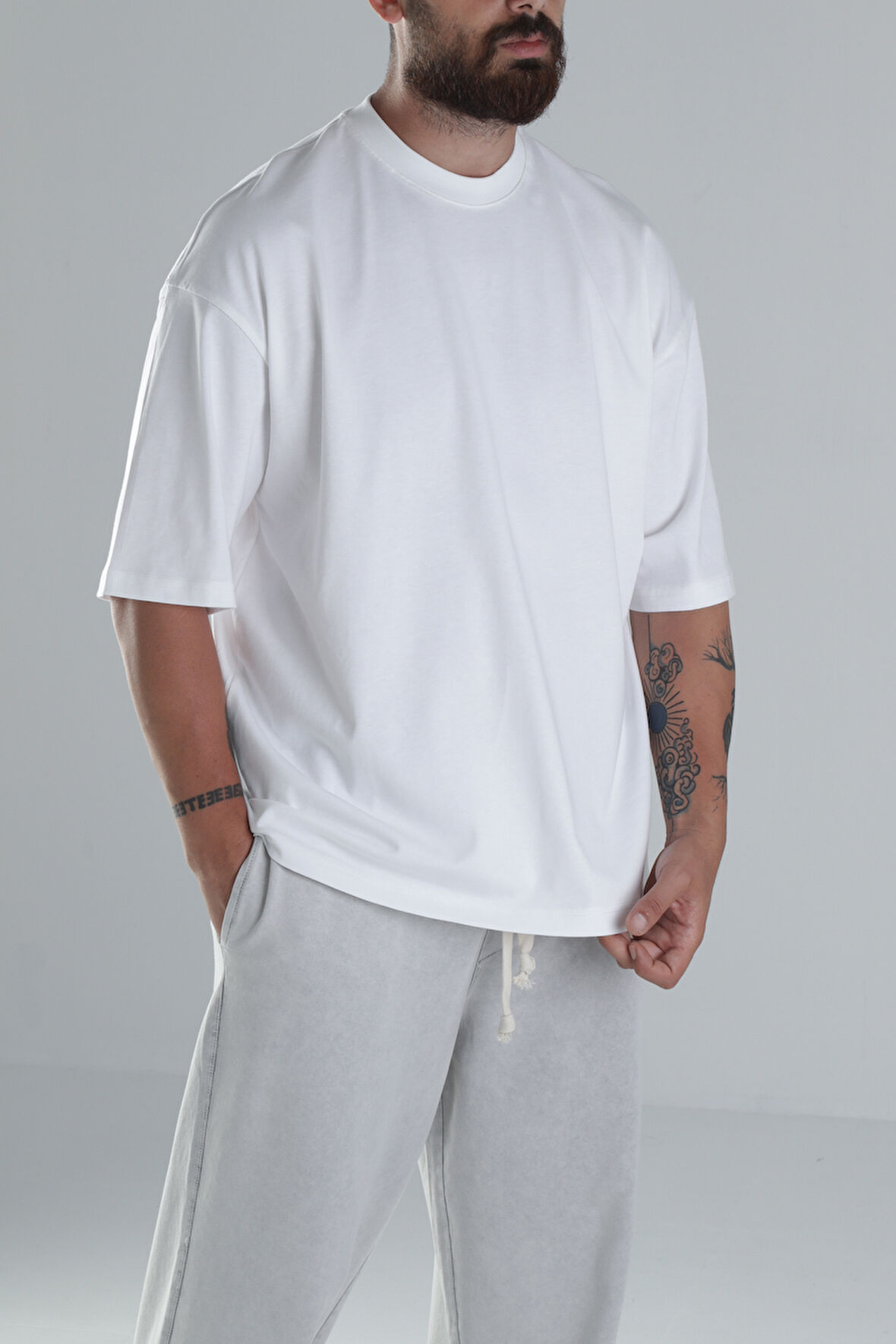 Beyaz Oversize T-Shirt