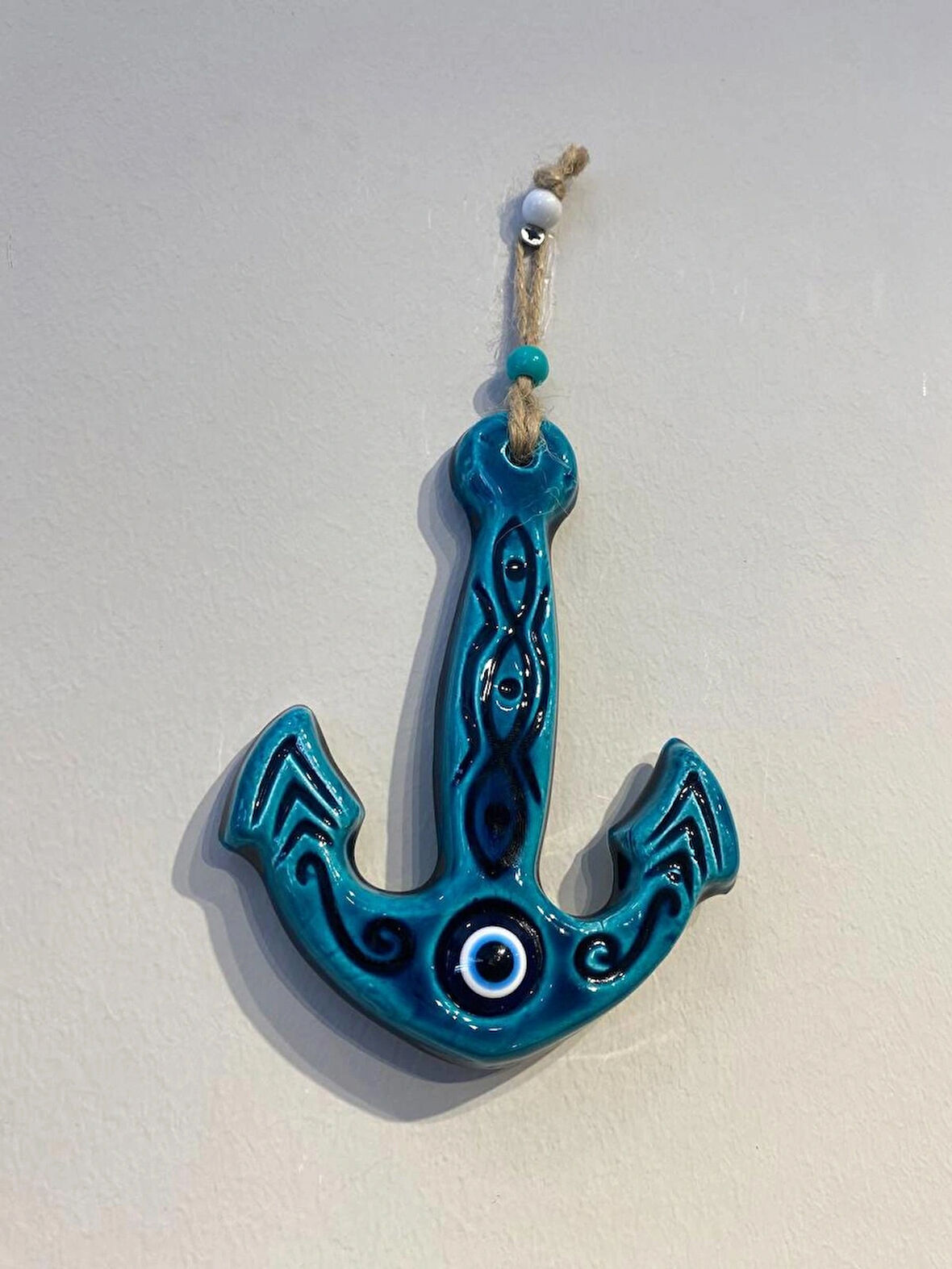 EL YAPIMI NAZAR BONCUĞU, DUVAR DEKORASYON ÜRÜNÜ, SERAMİK, EL İŞÇİLİĞİ, TURKUAZ RENKTE ÇAPA DESEN