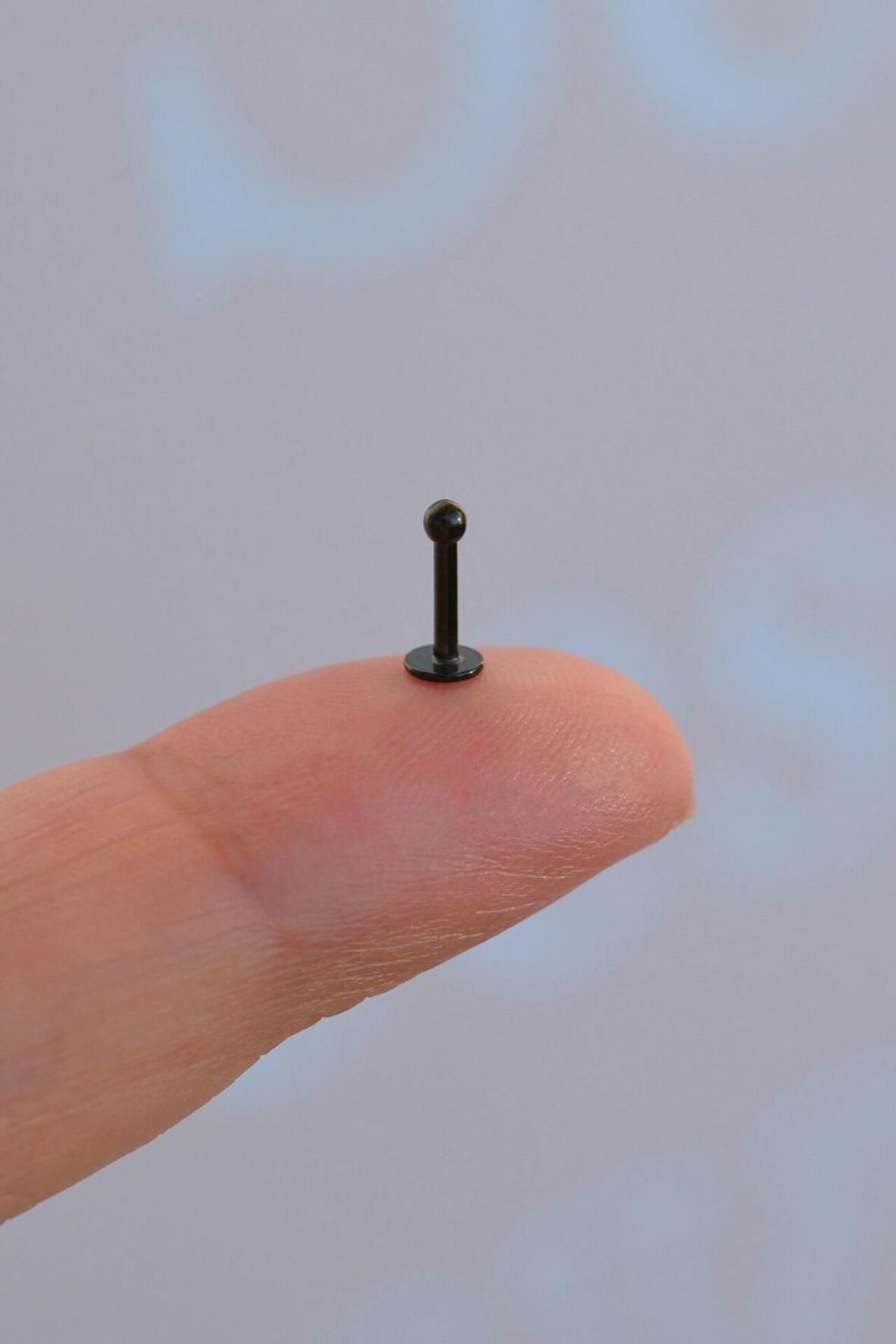 Siyah 2 mm Küçük Toplu Çelik Piercing Tragus Helix Kıkırdak Lob Conch Burun Minimal Ürün