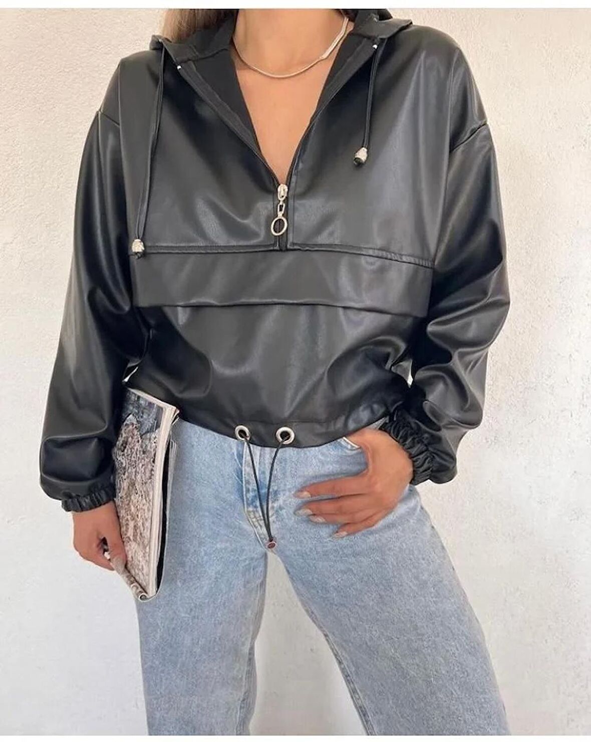 ÖNDEN FERMUARLI KAPŞONLU DERİ GÖMLEK - M Siyah