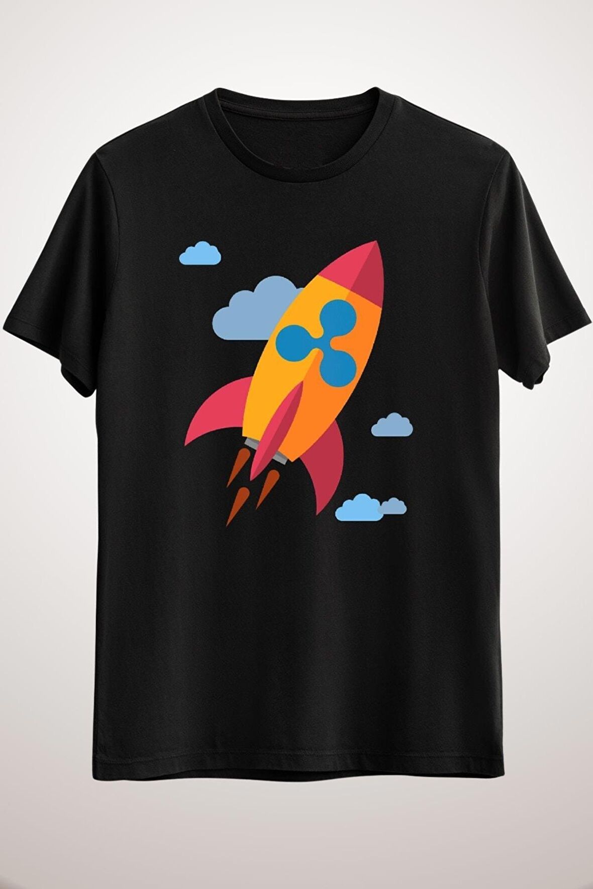 Unisex Siyah Xrp Ripple Cryptocurrency Rocketship To The Moon Tee Essential T-shirt