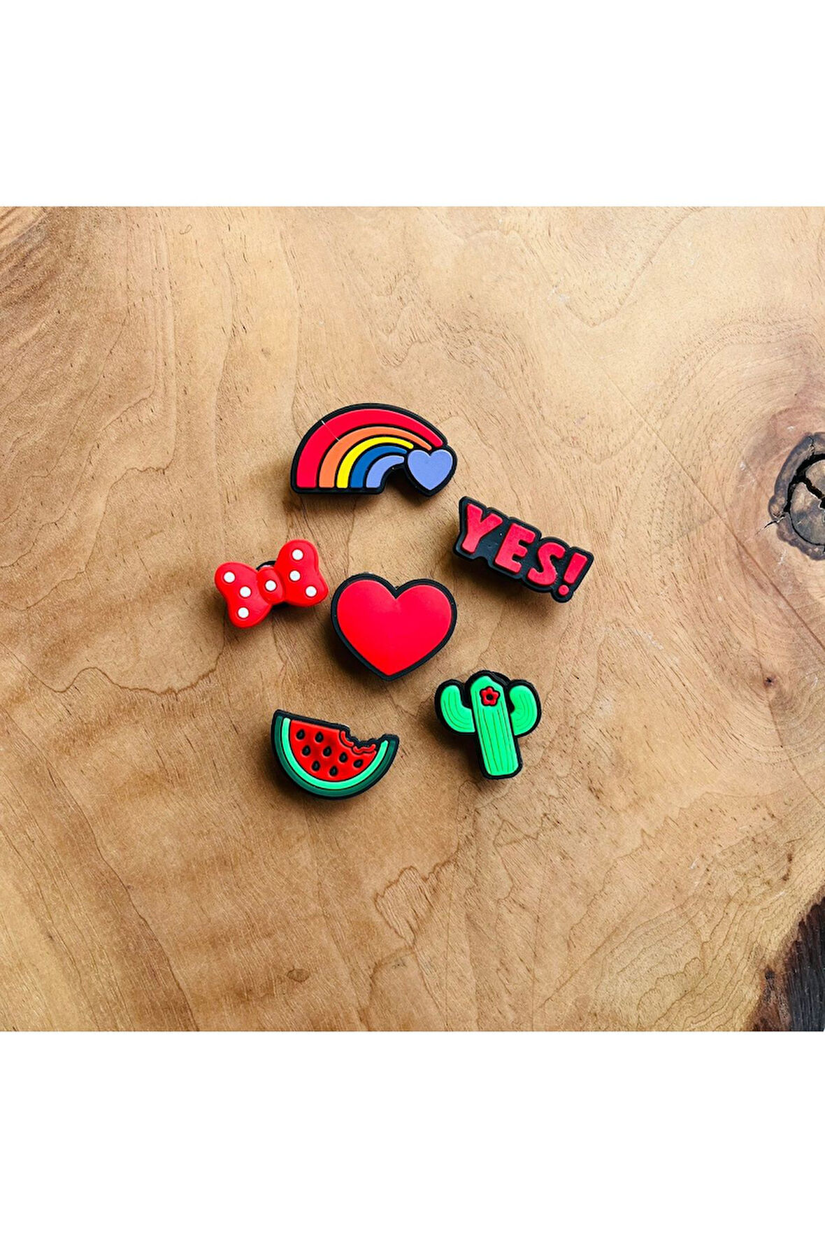 Jibbitz Terlik Süsü 6 'Lı Set Kurdele, Kalp , Gökkuşağı