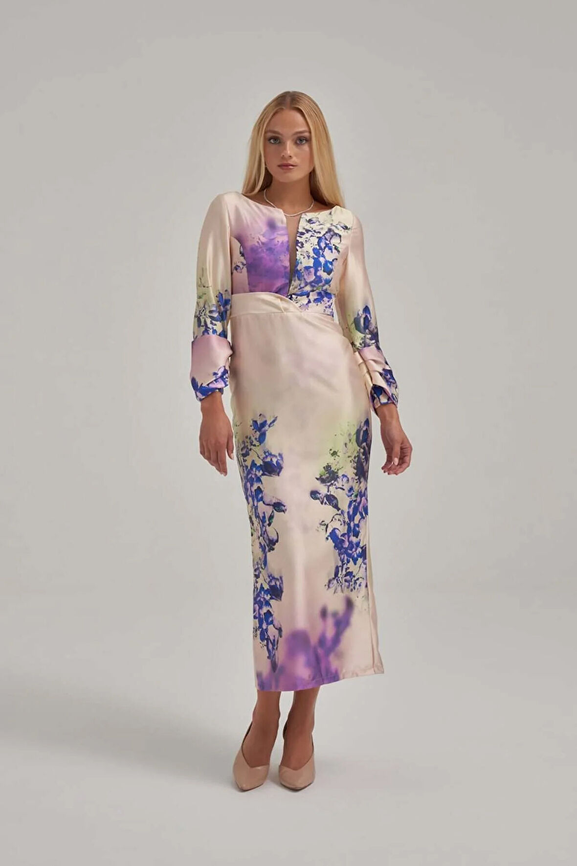 Özel Mor Desen Saten Midi Elbise