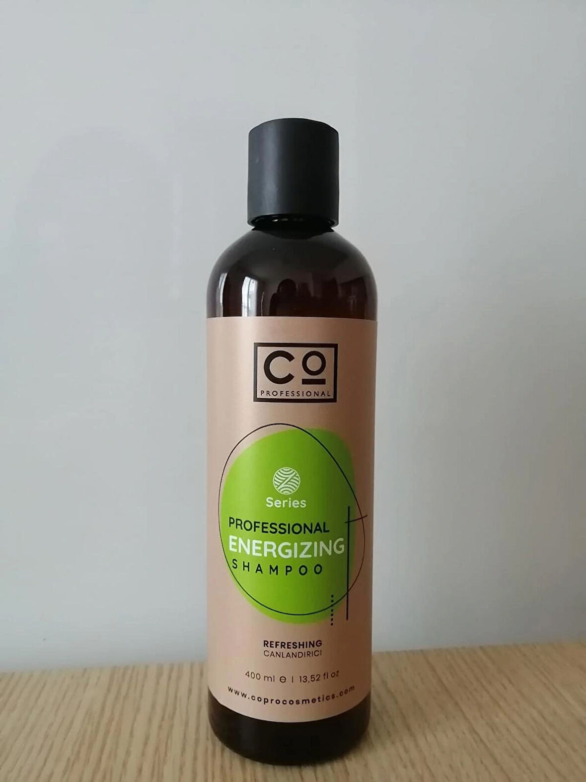 Co Professional Canlandırıcı Şampuan/Energizing Shampoo 400ML