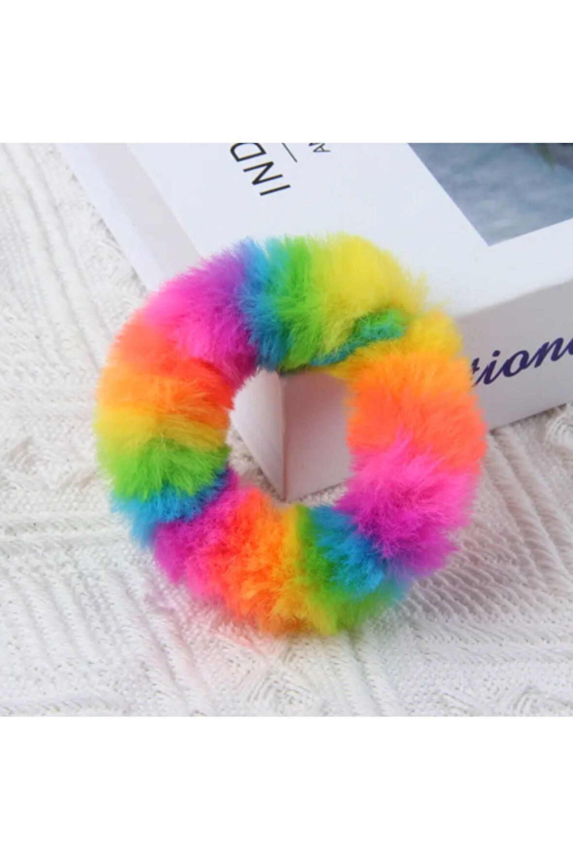 4 adet Kadın Renkli Peluş Toka