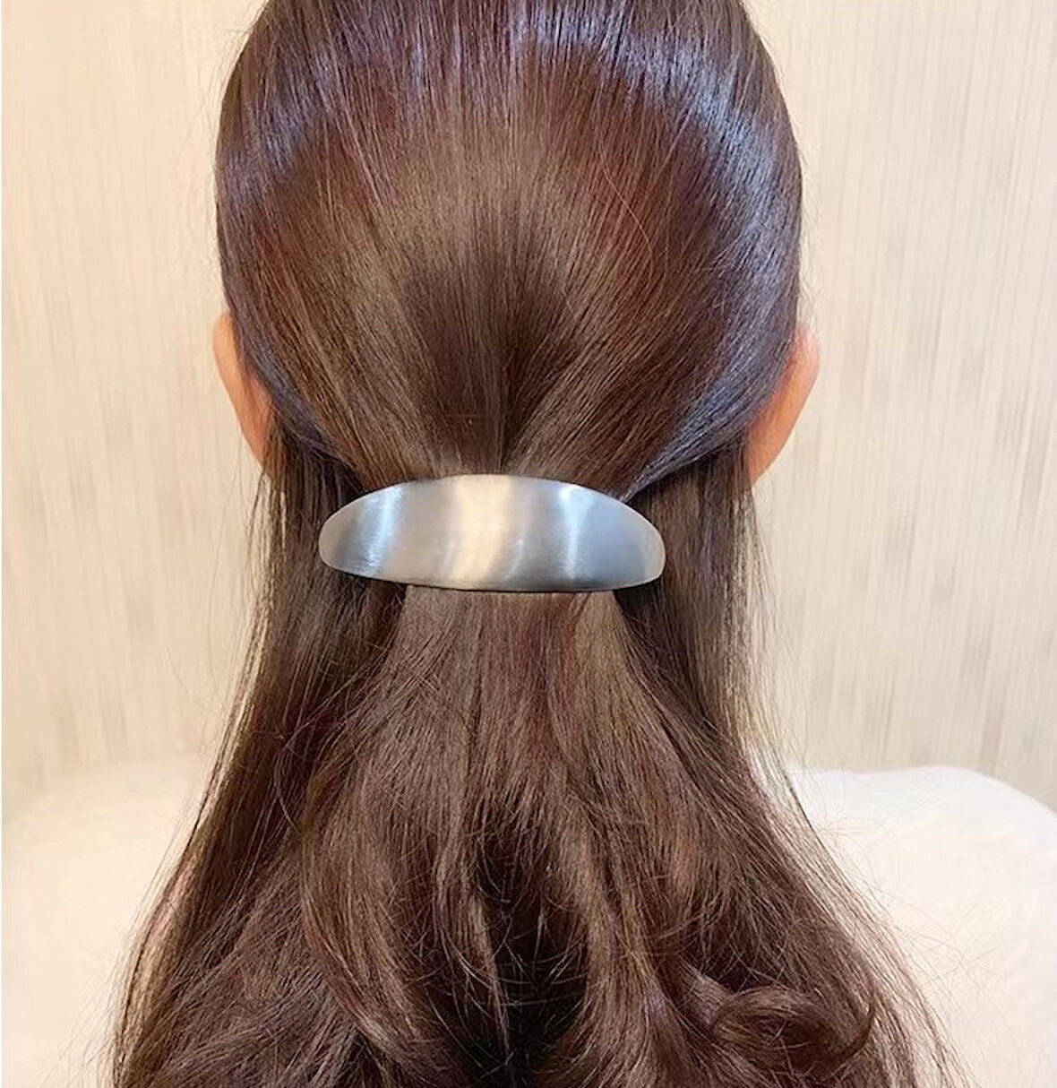 Metal Fransız Tip Saç Tokası – Parlak Gümüş Renkli 11 cm Klasik ve Şık Model