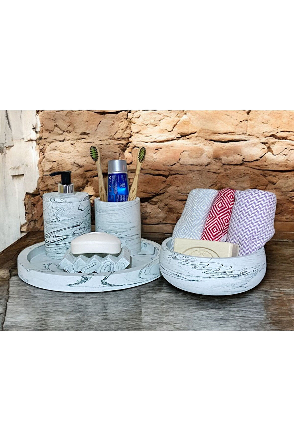 Mermer Desenli Beton Aksesuarlarla Donatılmış Elegan Banyo Seti (5 Parça)