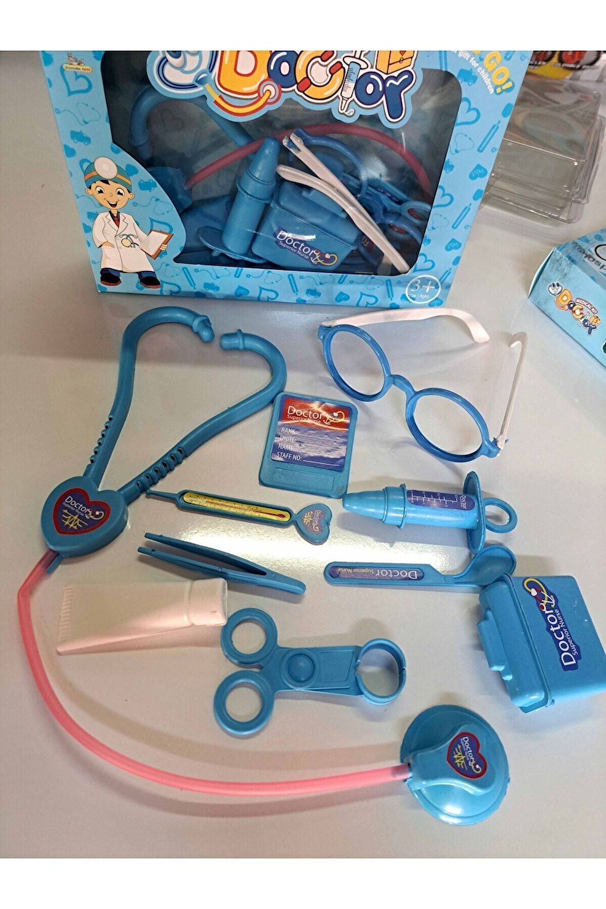 Çocuk Gelişim Oyuncaklar Çantalı Oyuncak Doktor Seti Tedavi Ekipmanı 11 Parça gözlük Steteskop Kartl
