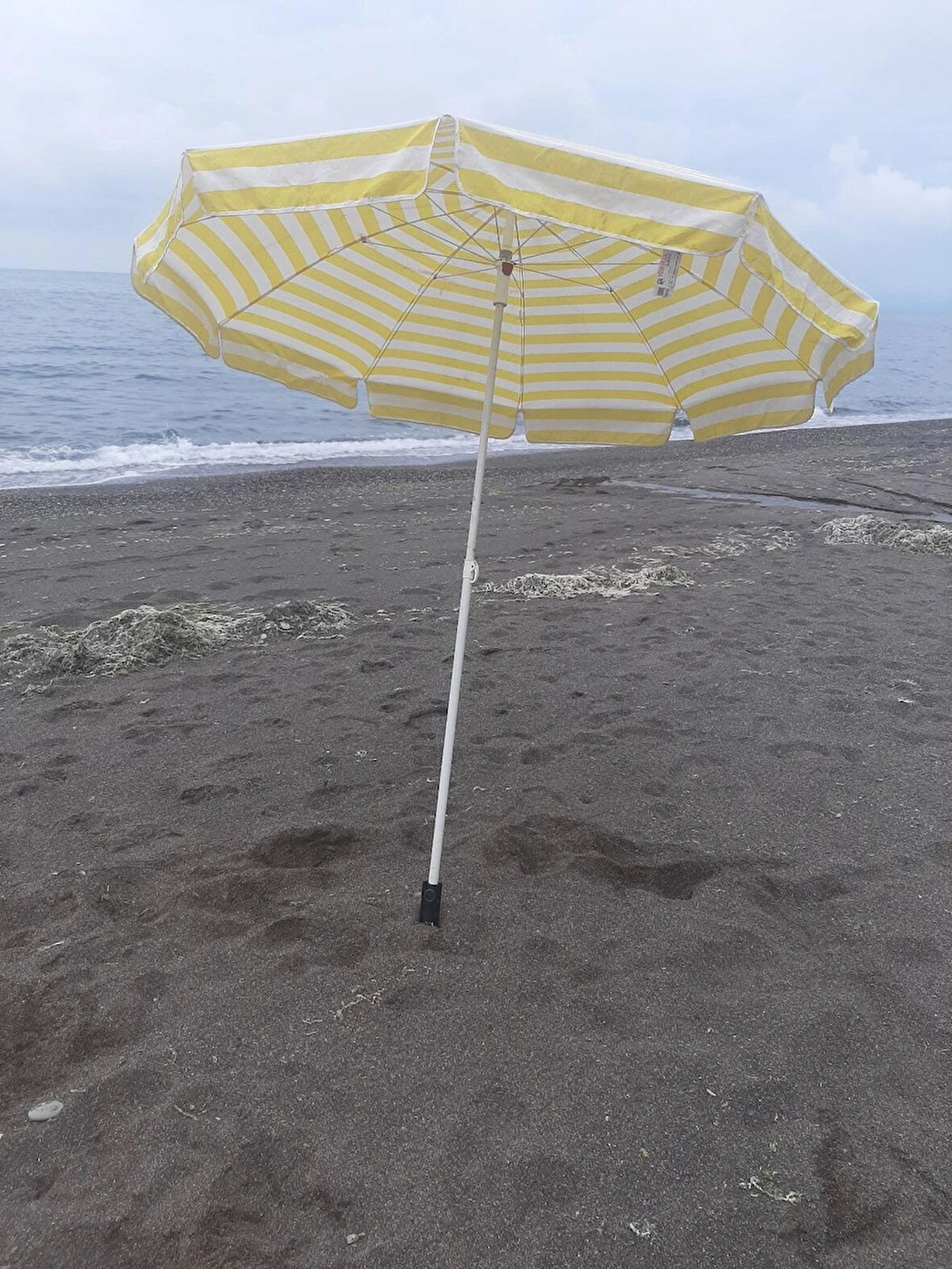 Plaj şemsiye tutucu