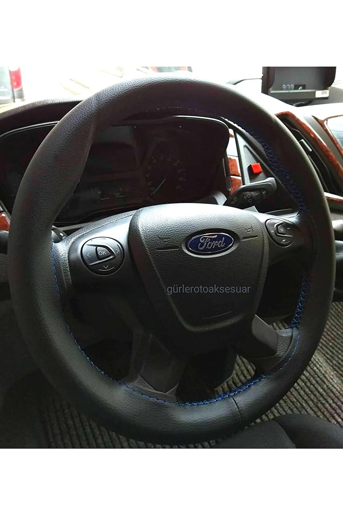 Ford Courier Uyumlu Direksiyon Kılıfı Dikmeli Soft Mavi Ipli (38×10.5CM)