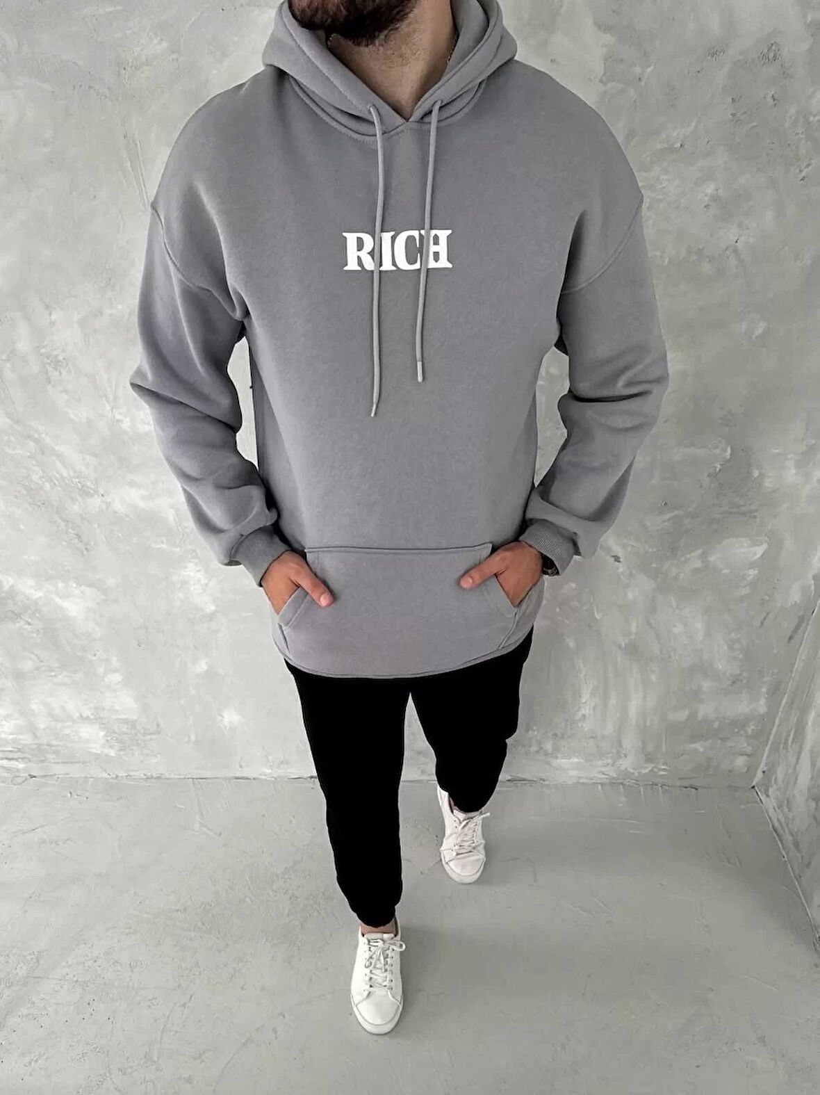 Uzun Kol Kapüşonlu Göğüs Baskılı SweatShirt - Gri