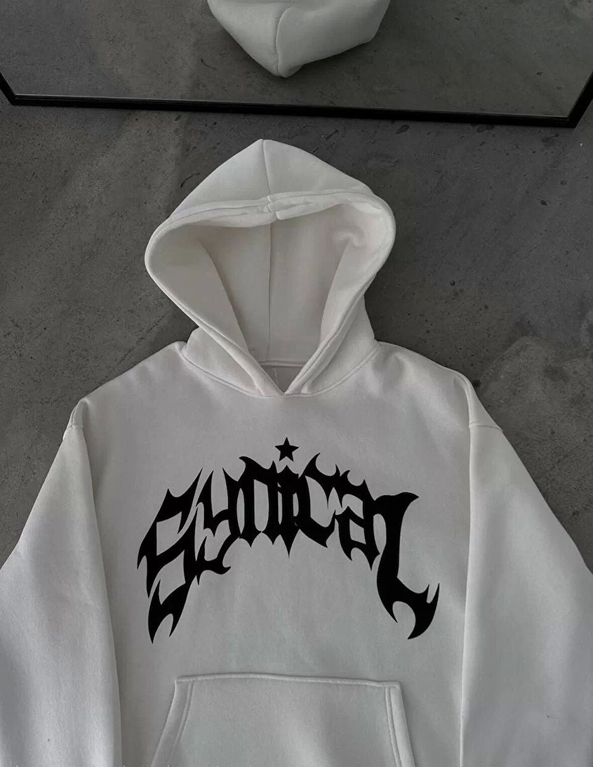 Üç İplik Kapüşonlu Baskılı Oversize SweatShirt- Beyaz