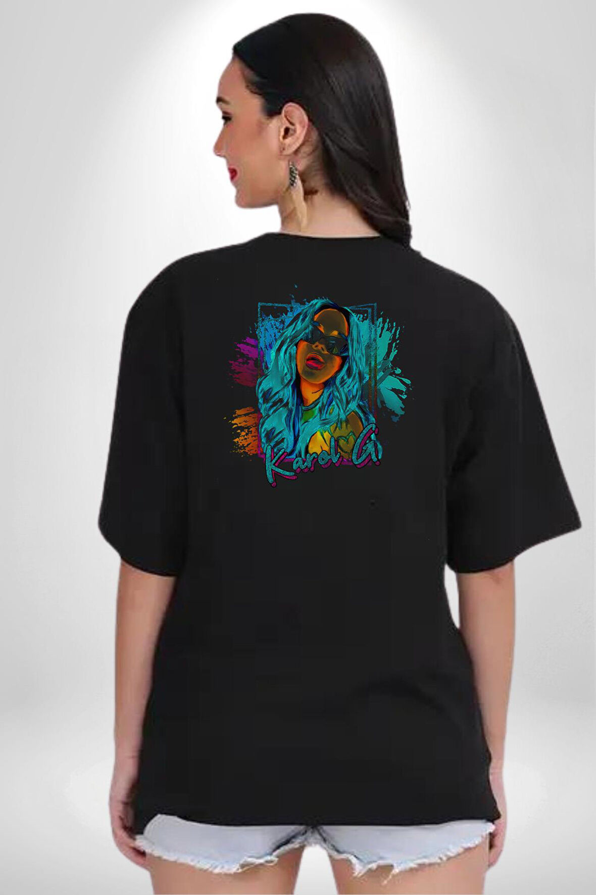 Karol G Şarkıcı  Pamuklu Kadın Erkek Oversize Sırt Dijital Baskılı Siyah T-shirt