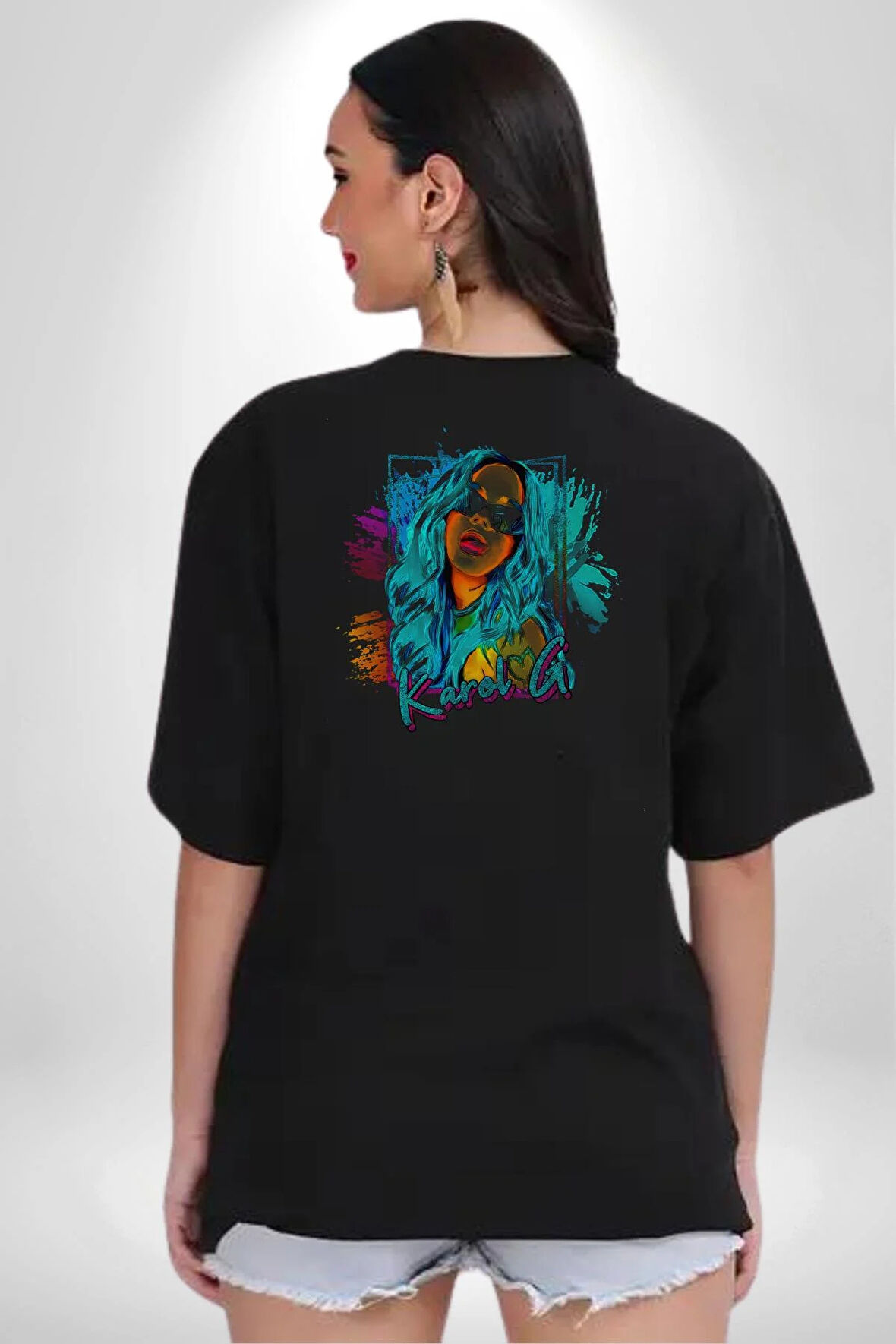 Karol G Şarkıcı  Pamuklu Kadın Erkek Oversize Sırt Dijital Baskılı Siyah T-shirt