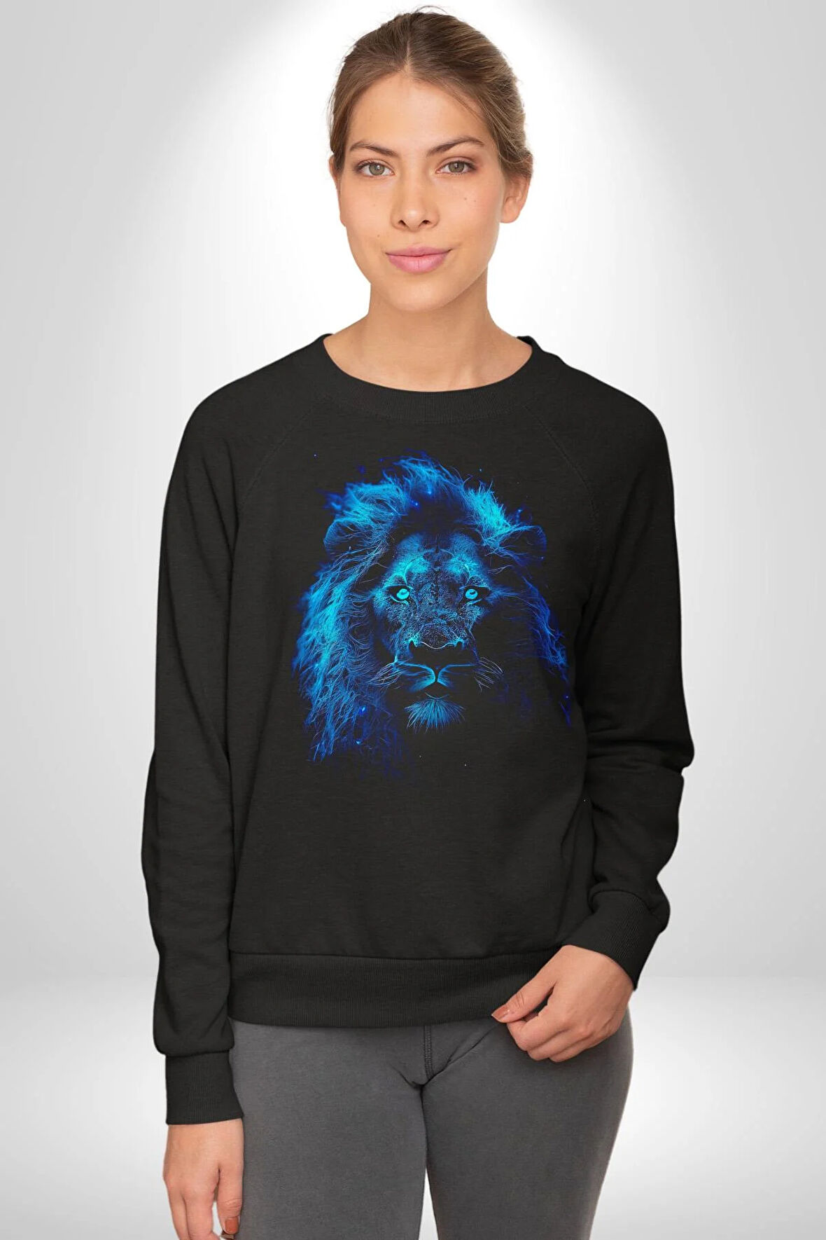 Aslan Mavi Gözlü Kadın Erkek Siyah Sweatshirt 