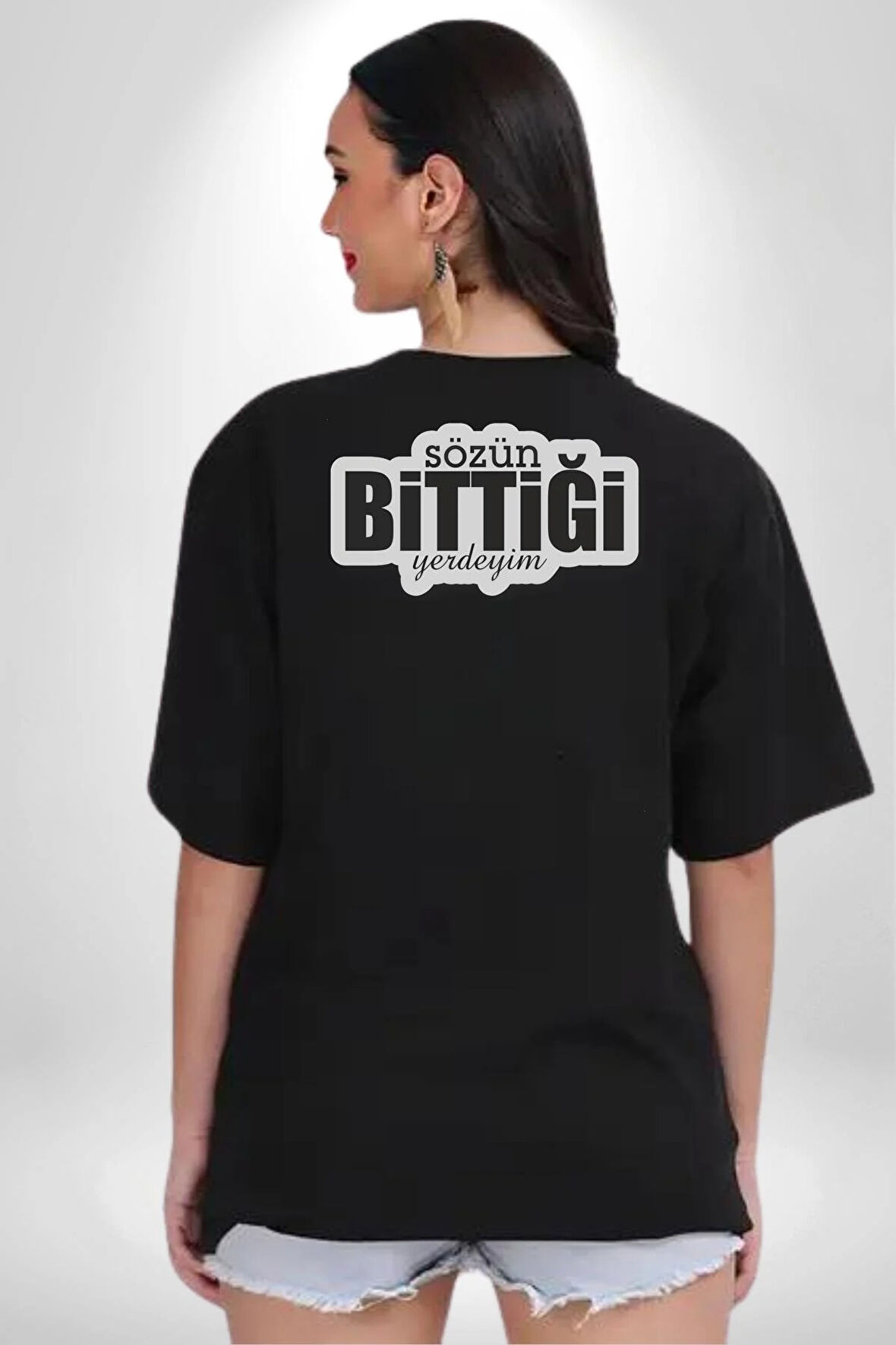 Sözün Bittiği Yerdeyim Pamuklu Kadın Erkek Oversize Sırt Dijital Baskılı Siyah T-shirt