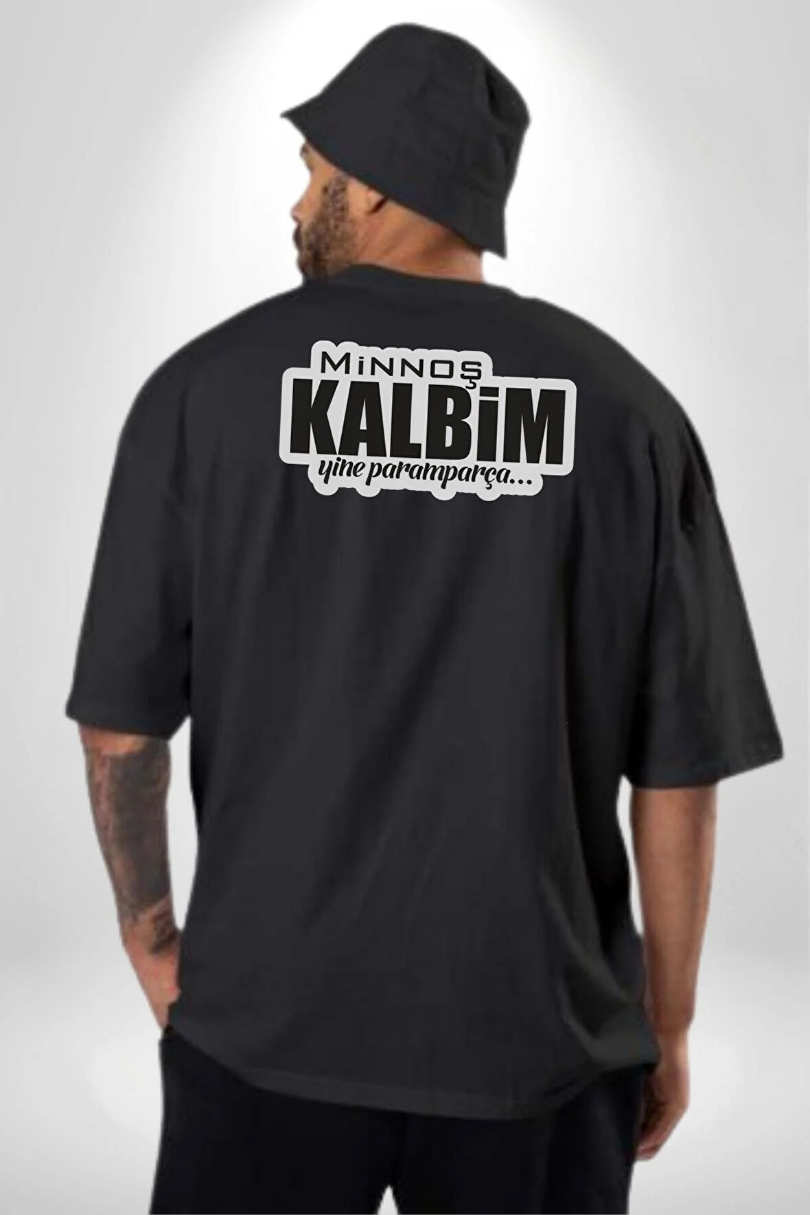 Minoş Kalbim Yine Paramparça Yazılı Pamuklu Kadın Erkek Oversize Sırt Dijital Baskılı Siyah T-shirt