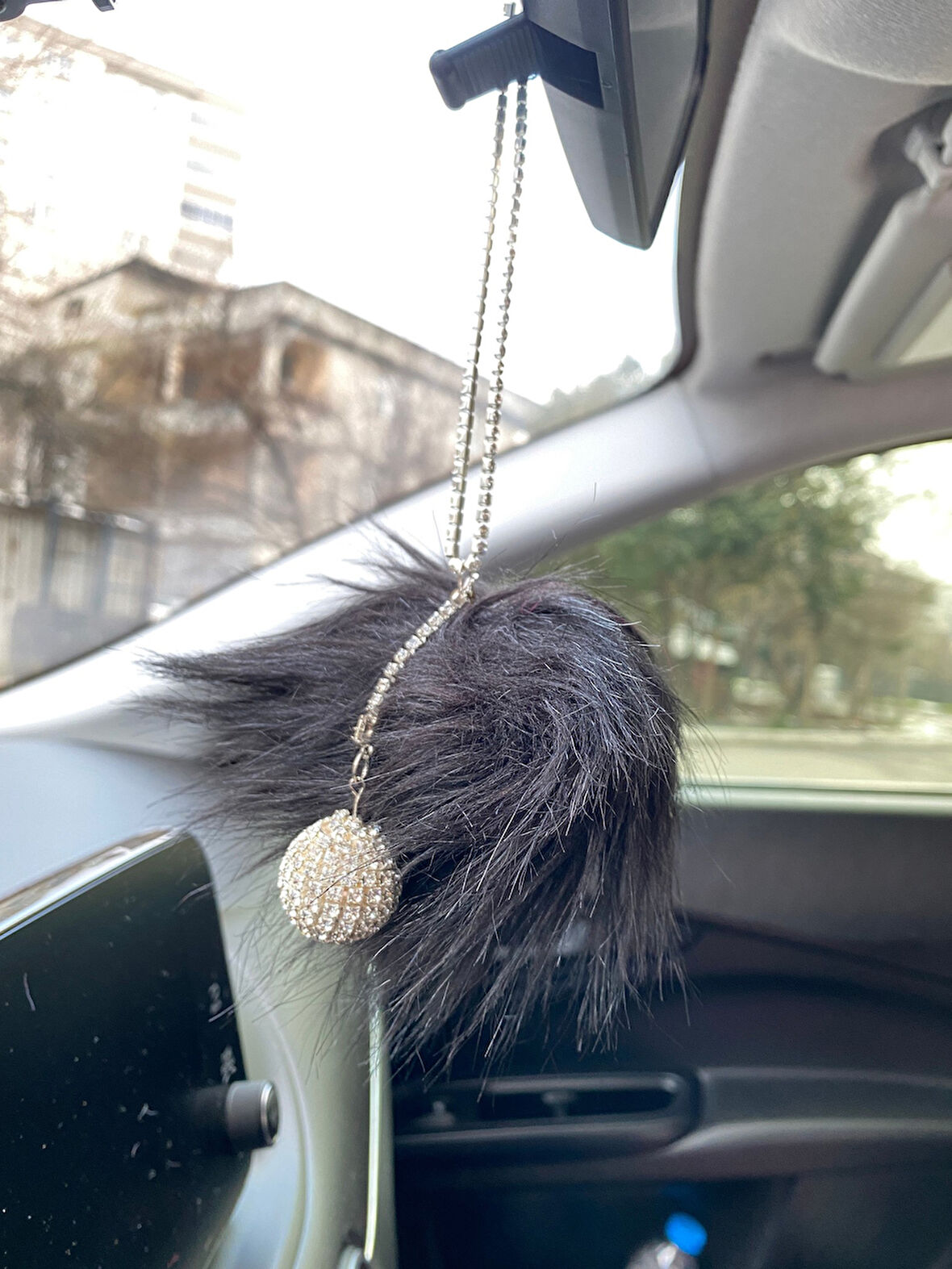 Mini Disko Toplu Tüylü Ponpon Dikiz Ayna Süsü Siyah