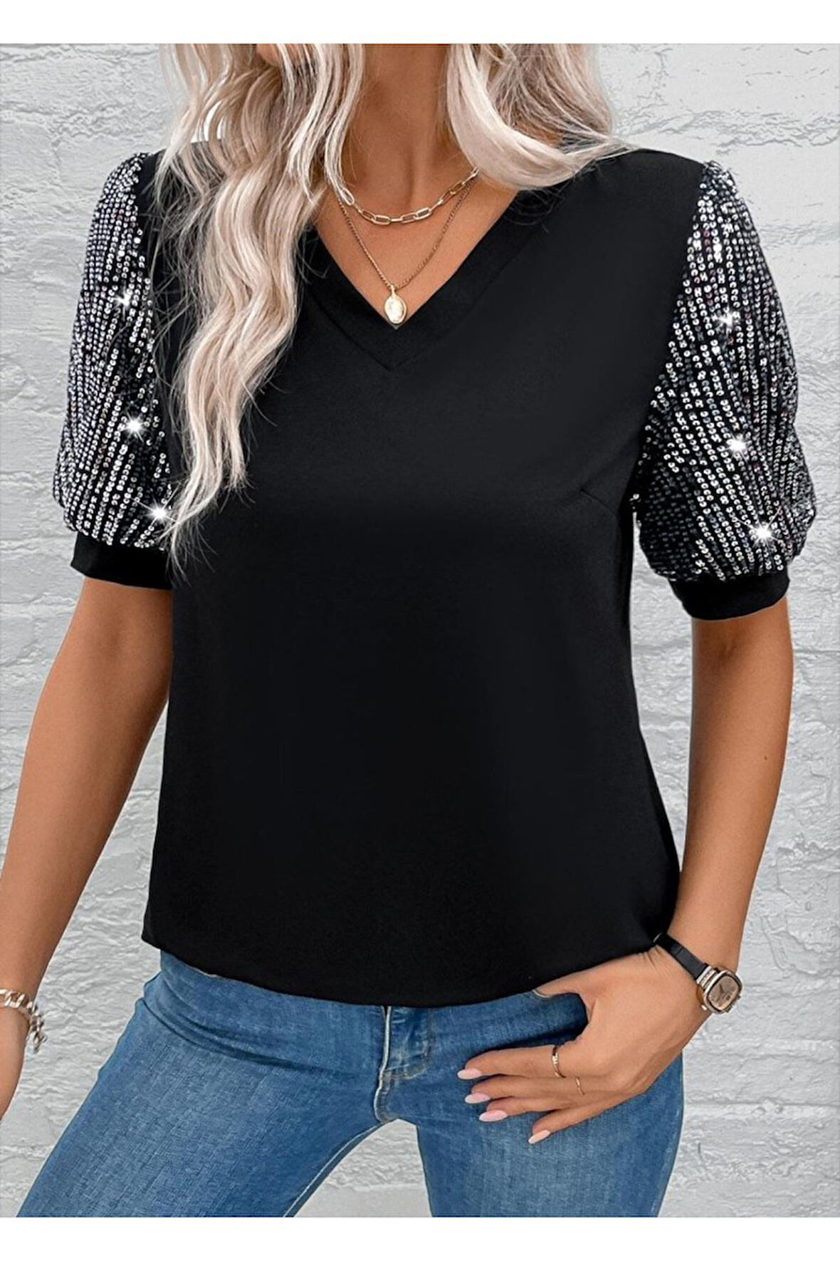 Kadın Kısa Kollu V Yakalı Pul Payet Detaylı Viskon Bluz