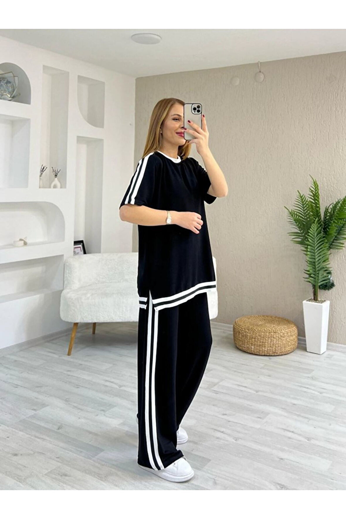 Kadın Kısa Kollu Bisiklet Yaka çift Renk şerit Detaylı Viskon Iki Iplik Bluz Ve Pantolon Ikili Takı