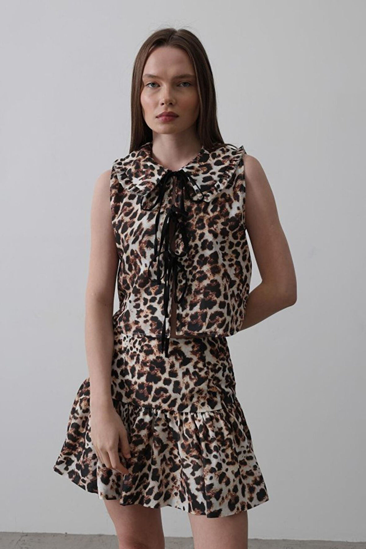 Fiyonk Detaylı Bluz - Leopar