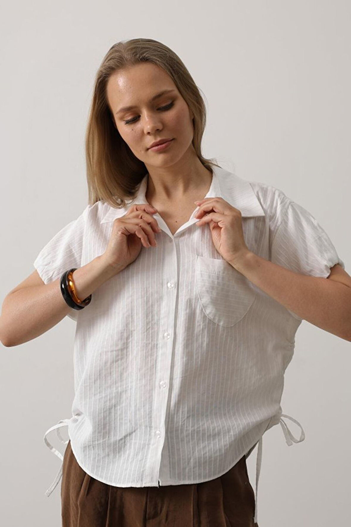 Yanlar Büzmeli Kısa Balon Kol Gömlek - Bebe Mavisi