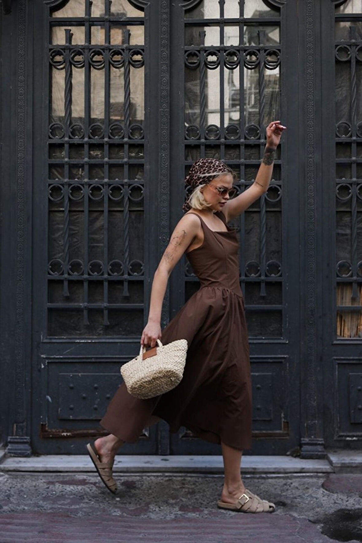 Askılı Uzun Elbise - Kahve