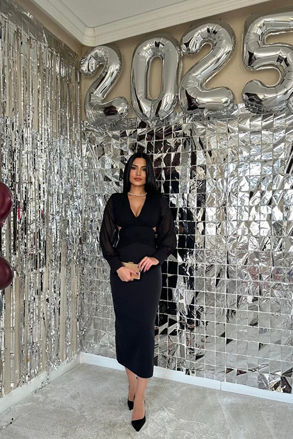 Siyah Kolları Şifon Arka Bel Detaylı Elbise