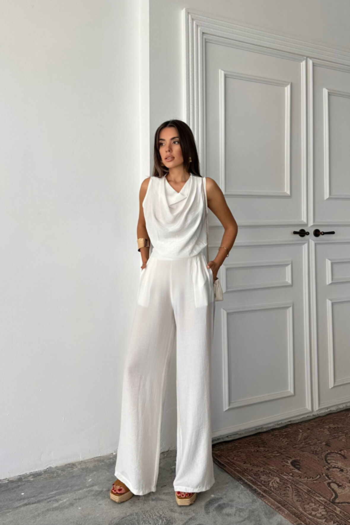 DEGAJE YAKA KOLSUZ BLUZ - PANTOLON TAKIM - Beyaz