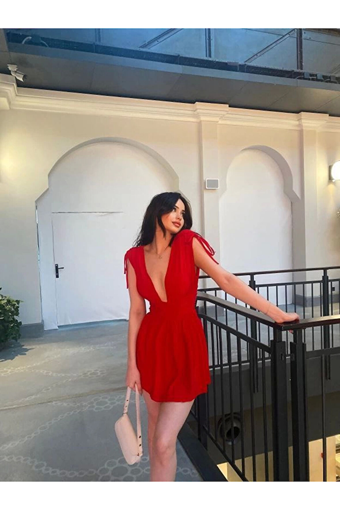 Omuzu Ip Askılı Şortlu Elbise - Kırmızı