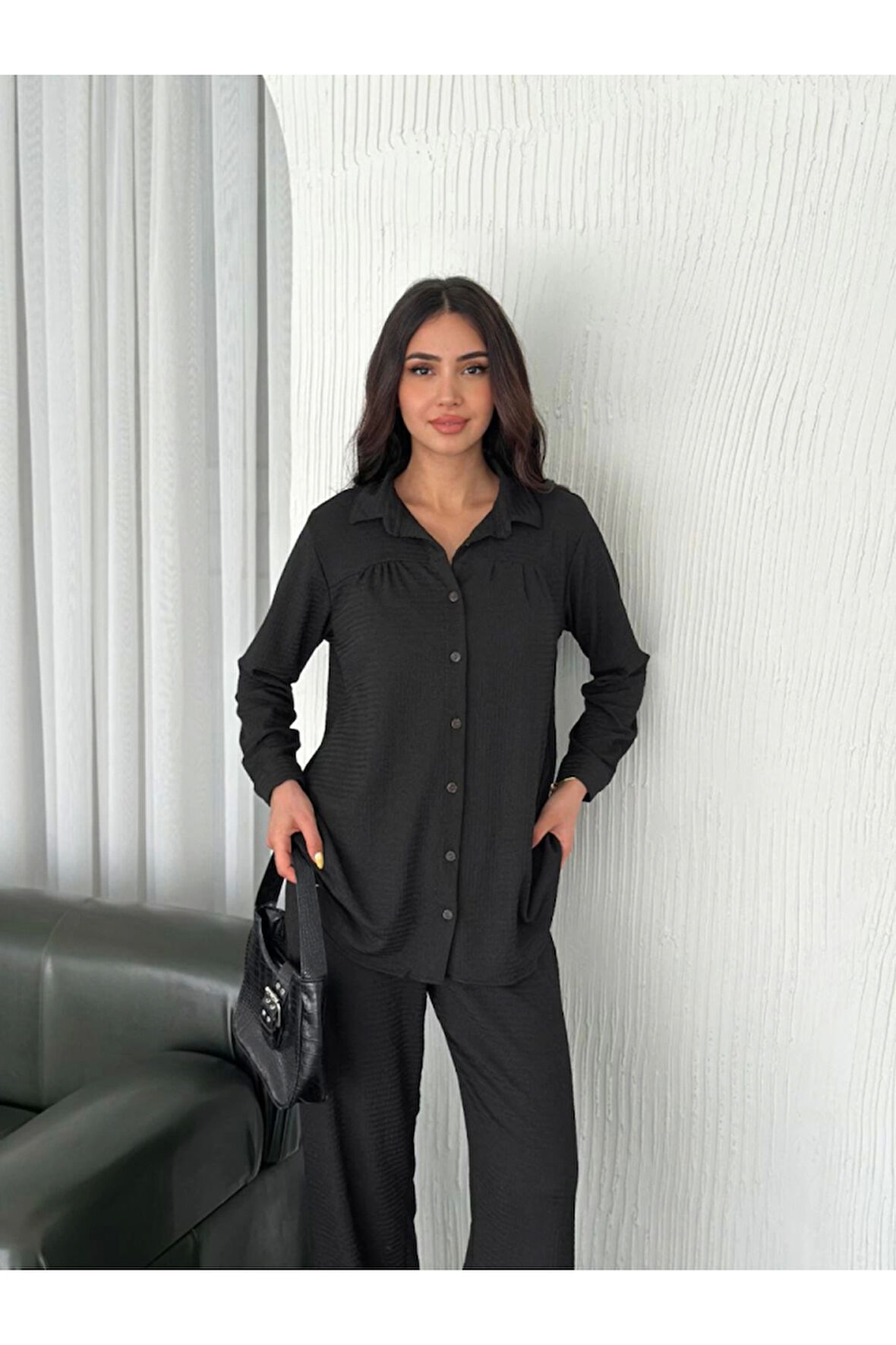 Yakalı Düğmeli Uzun Kollu Gömlek Pantolon Ikili Takım - Siyah