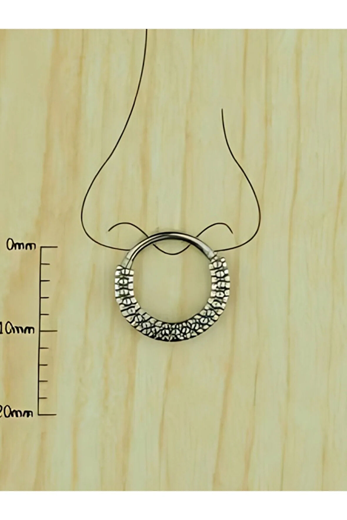 Etnik Çelik Kilitli Halka Piercing