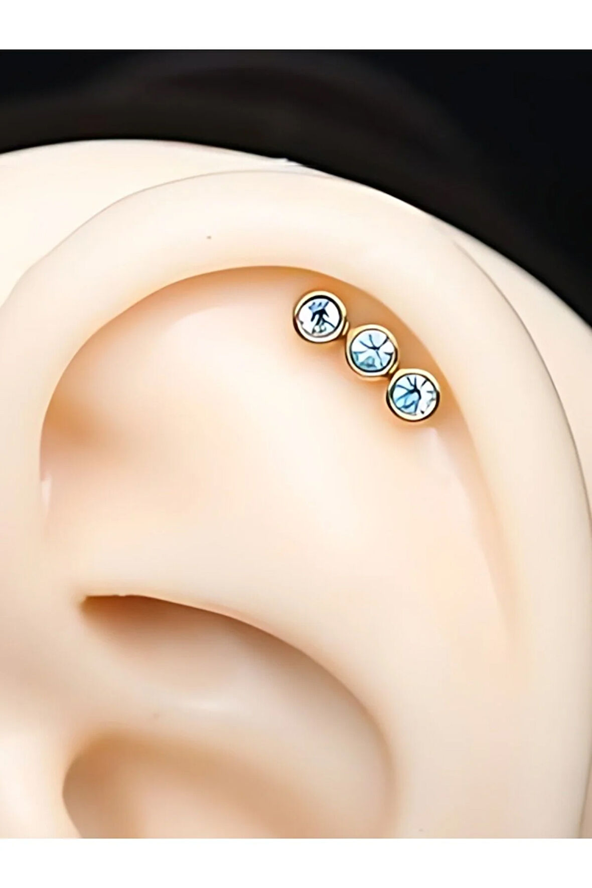 Cerrahi Çelik Asimetrik Üç Taş Aqua Altın Tragus Helix Conch Piercing