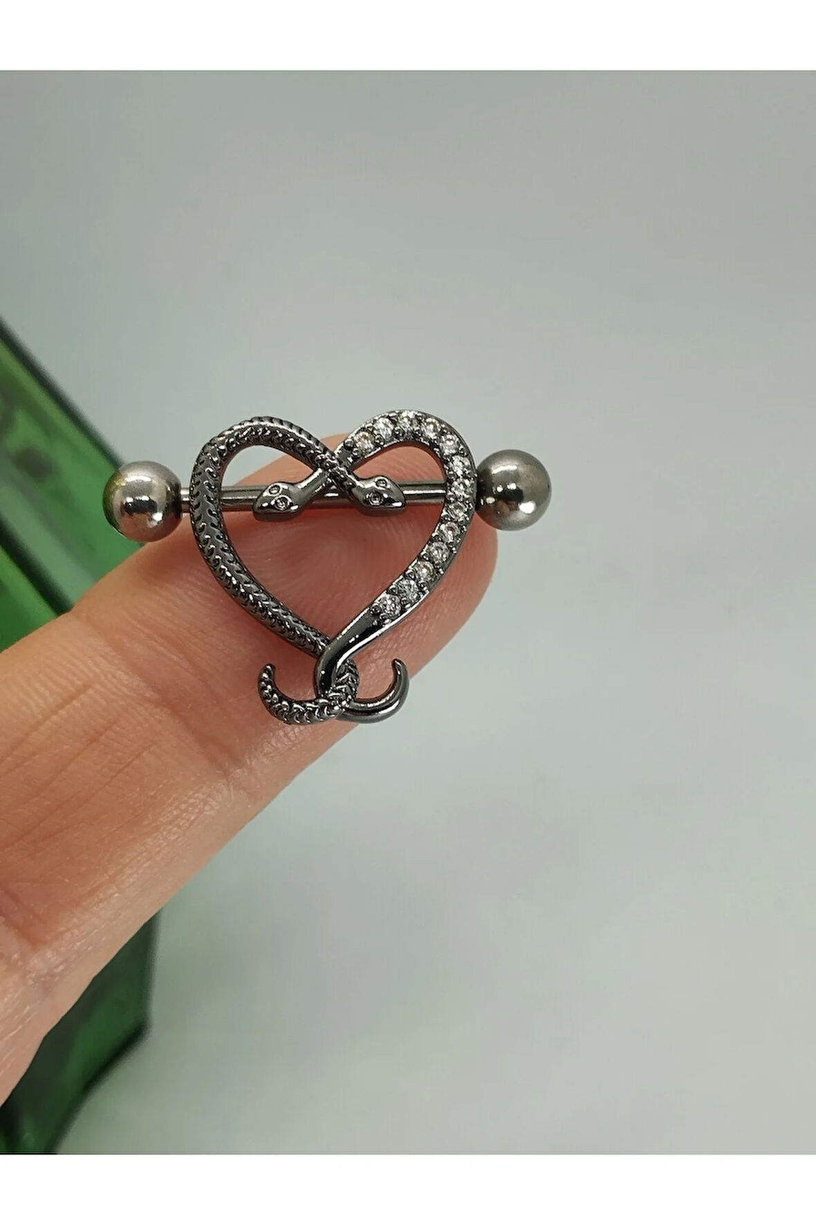 Cerrahi Çelik Kalp Yılan Taşlı Çelik Meme Ucu Piercing
