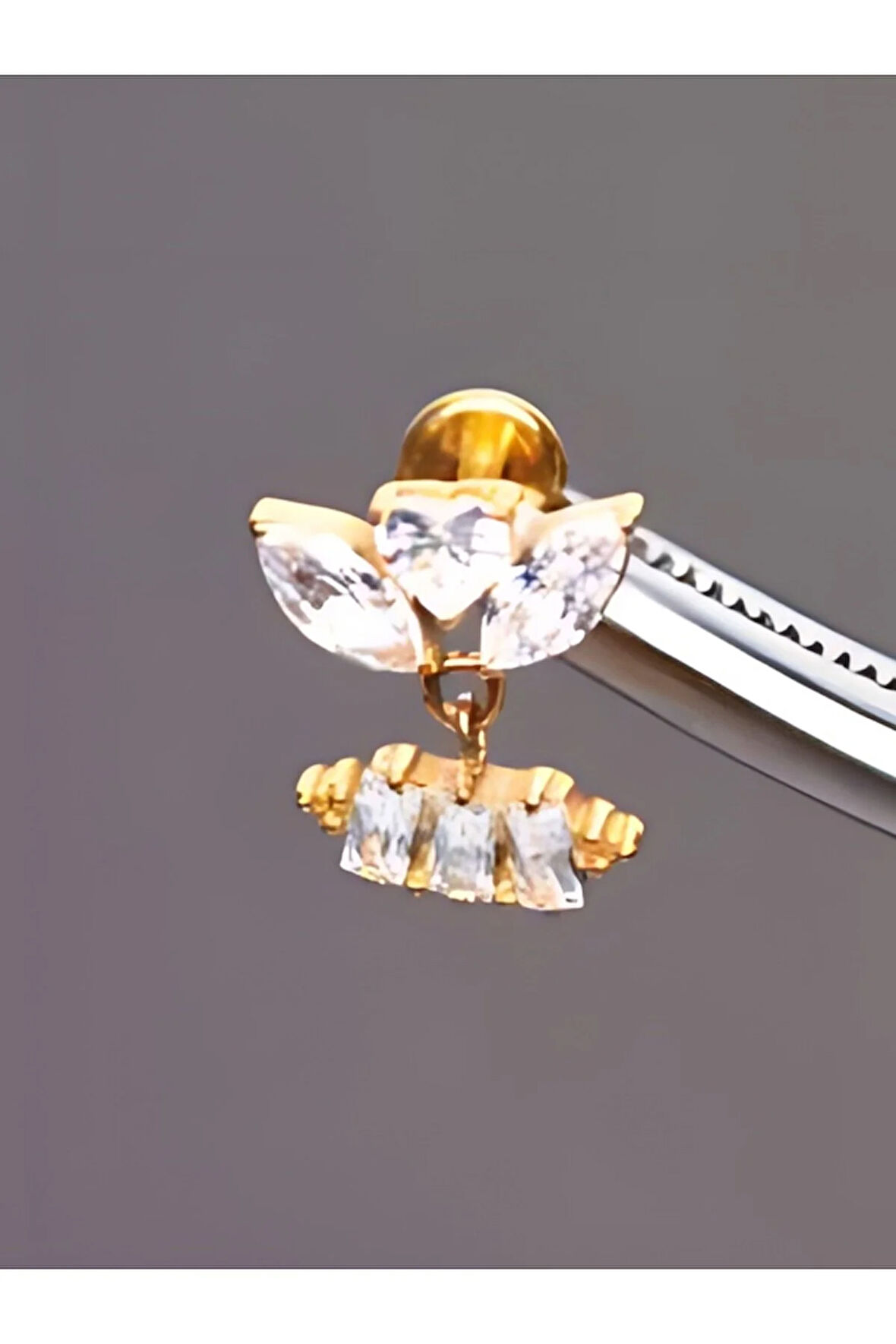 Titanyum Kalp Badem Dikdörtgen Zirkon Altın Titanyum 6x1.2mm Labret Piercing