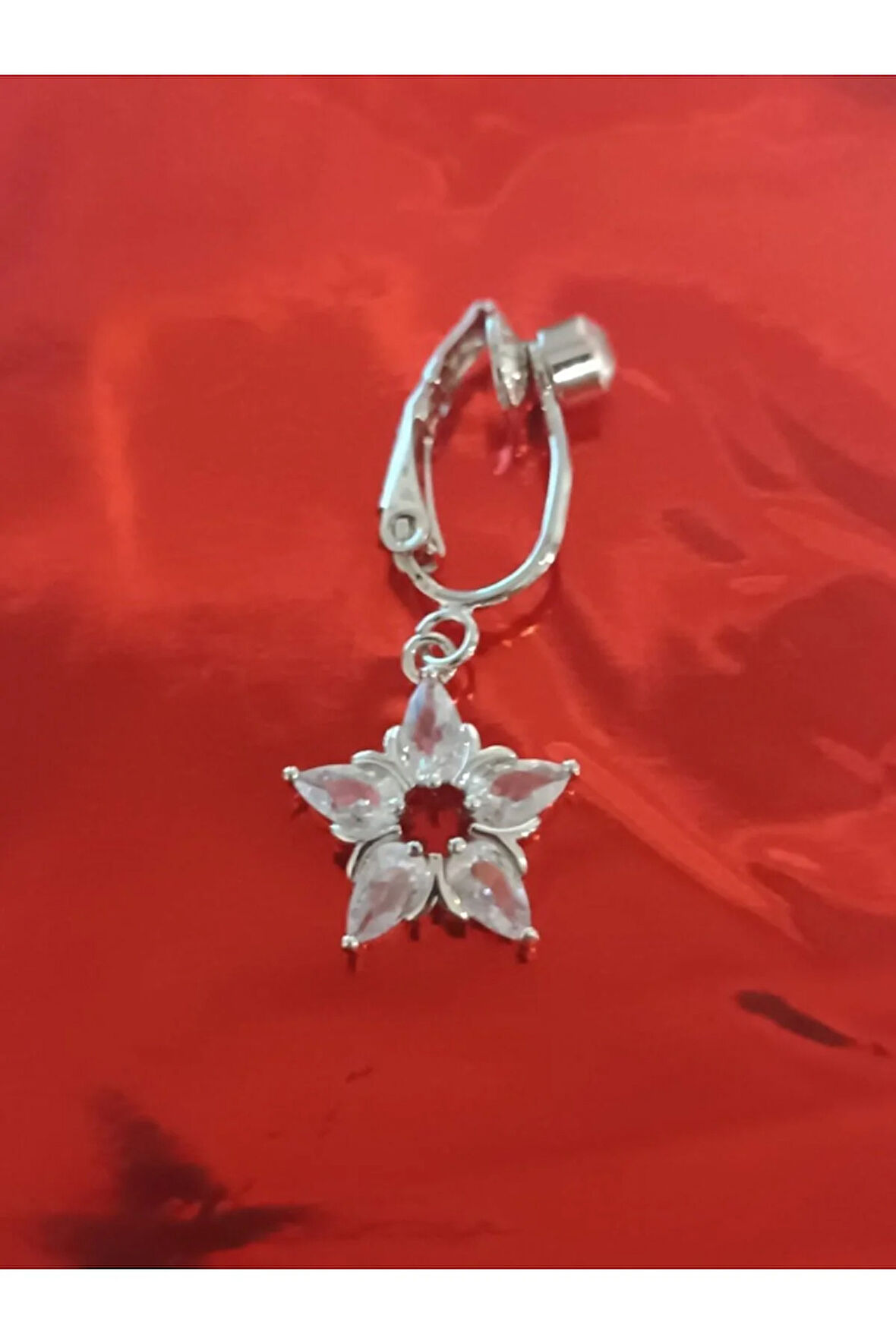 Zirkon Taşlı Fake Sallantılı Çiçek Göbek Piering