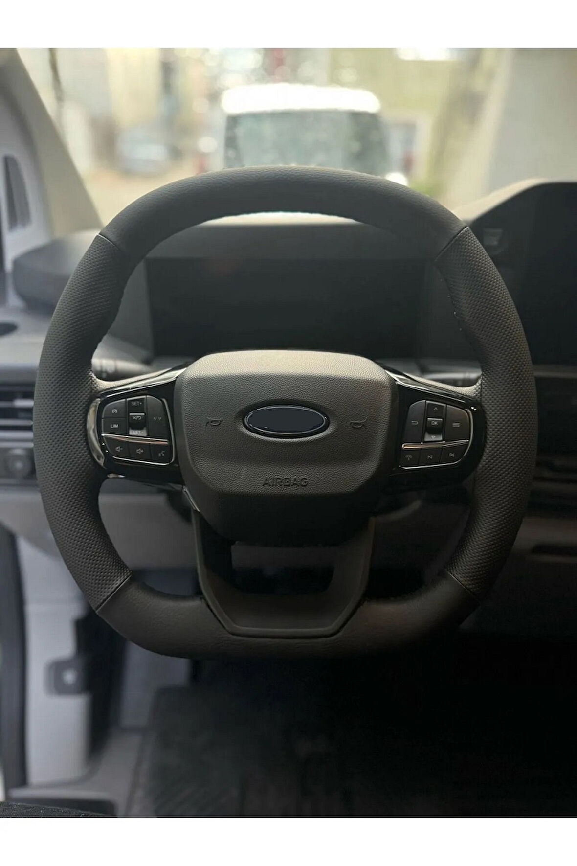 DİKİŞLİ DİREKSİYON KILIFI SİYAH DERİ SİYAH DİKİŞLİ F CUSTOM İÇİN