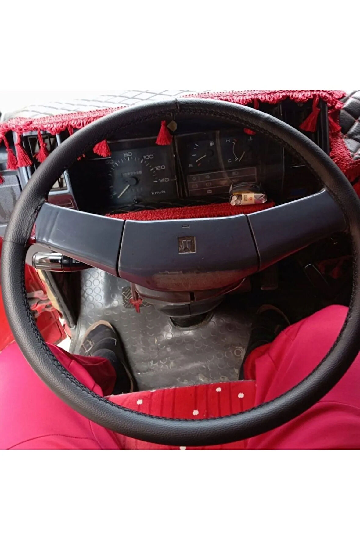 DİKİŞLİ DİREKSİYON KILIFI SİYAH DERİ/DİKİŞLİ ISUZU NPR (ESKİ KASA İÇİN) YENİSİ DİĞER İLANDA