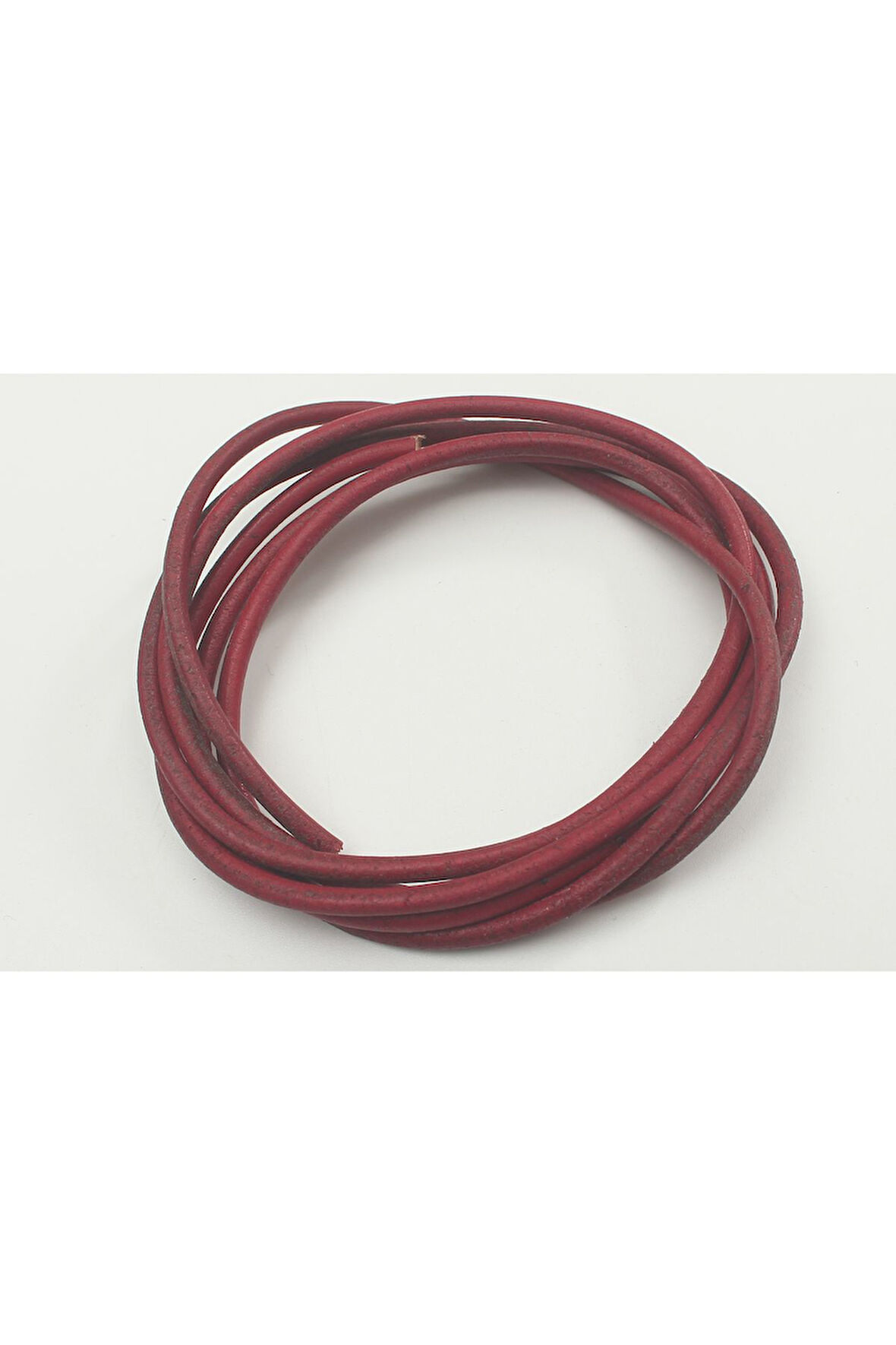6 MM ÇAPLI YUVARLAK DERİ KORDON  (2 METRE)