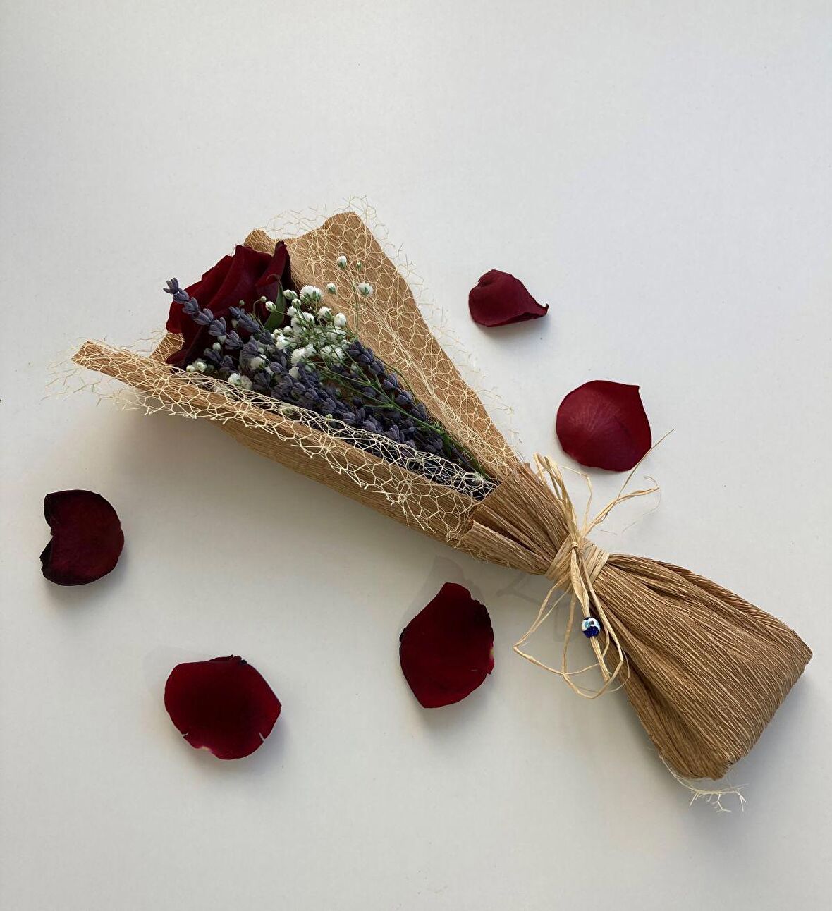 Kişiye Özel Solmayan Gül Ahşap Kutuda Design Flower Box